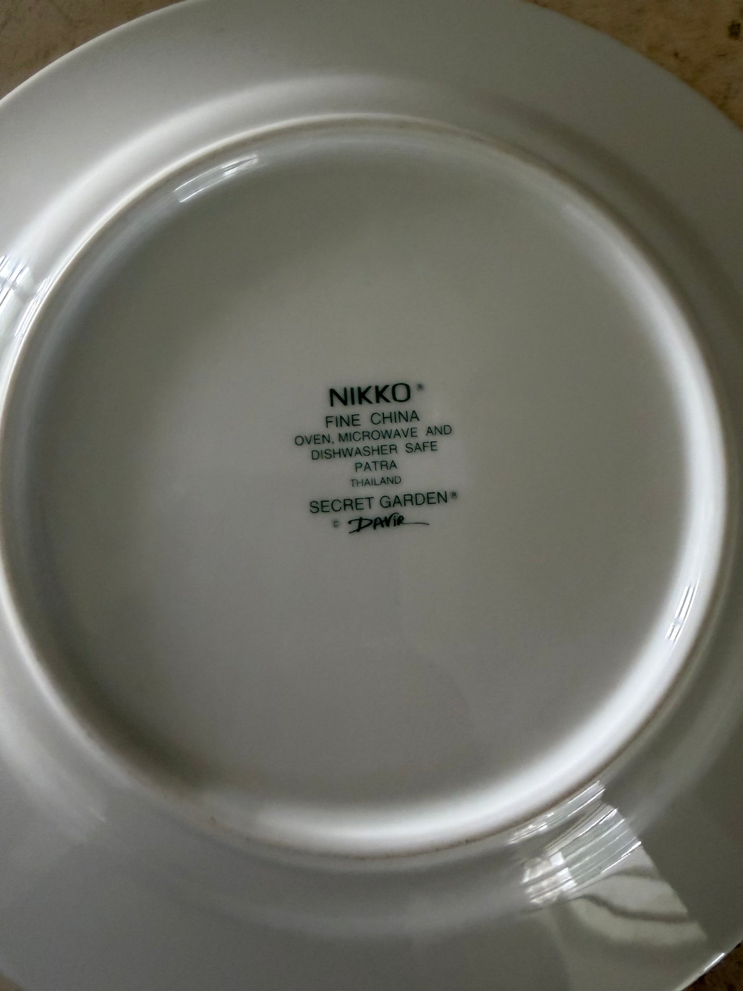 Nikko Secret Garden Plate