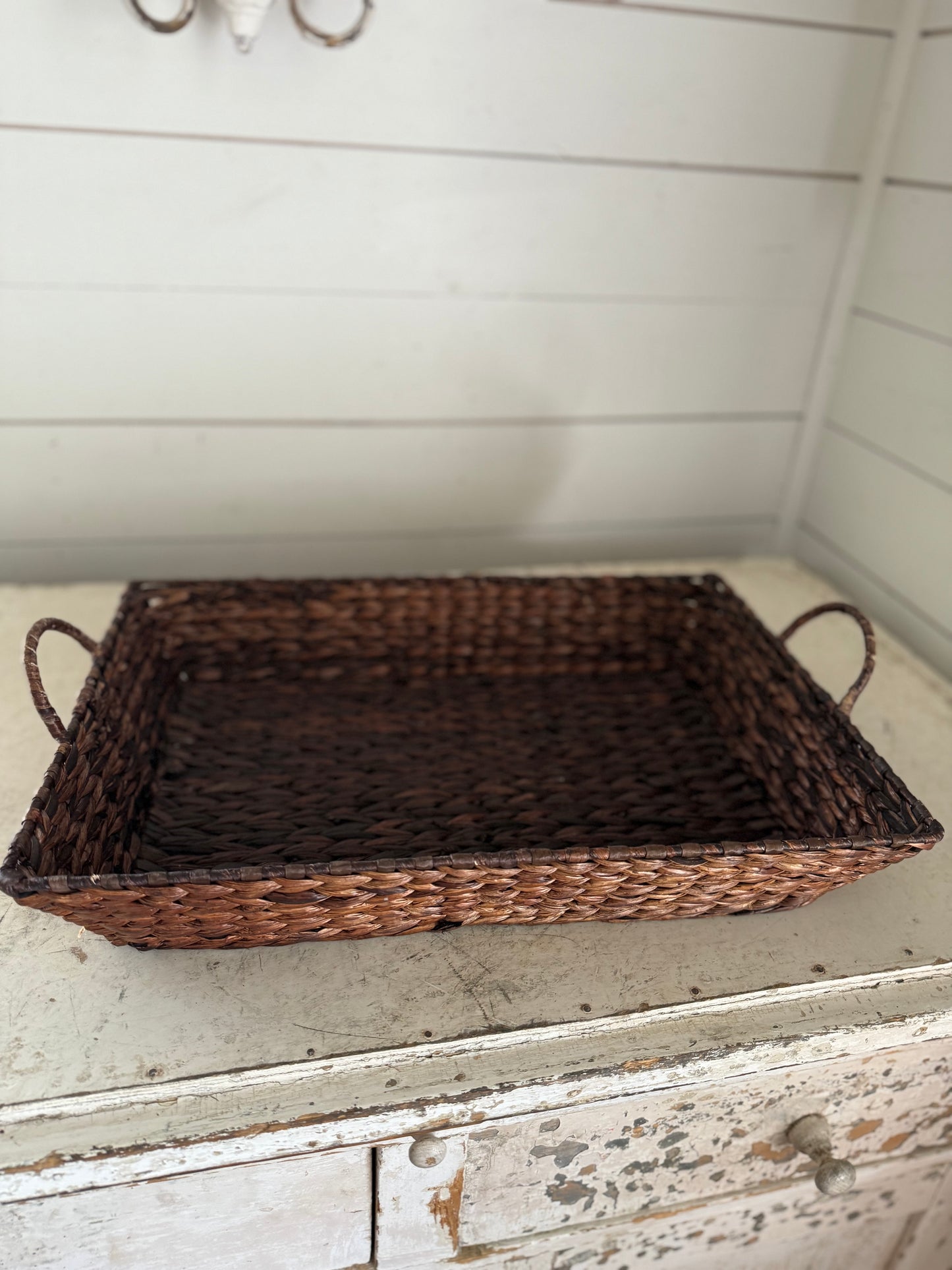 Woven tray with handles