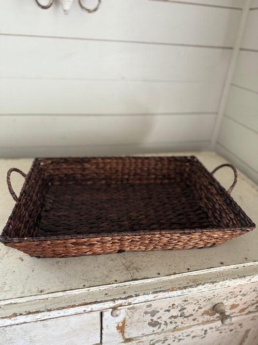 Woven tray with handles