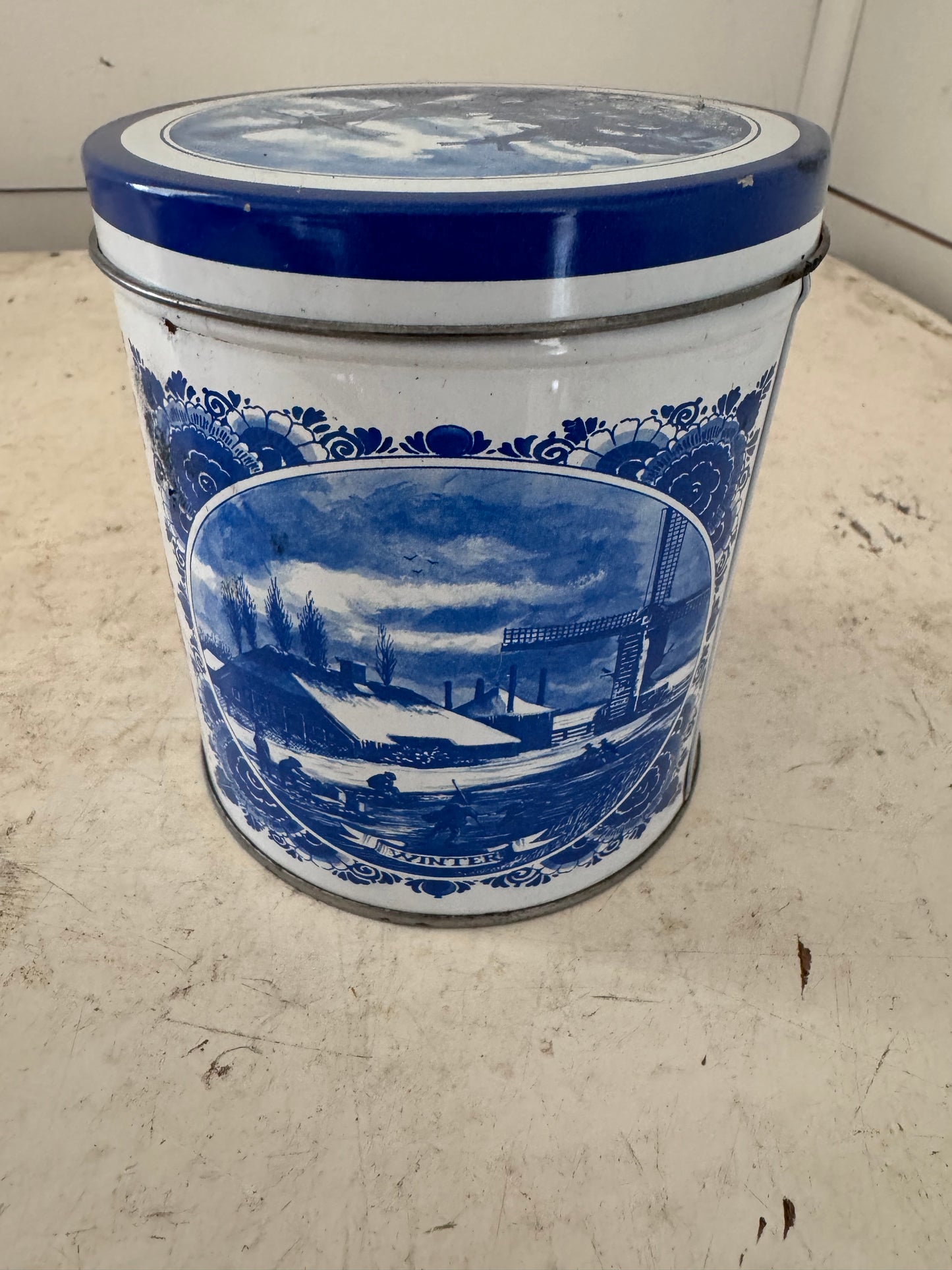 Delft Blue Tea Tin