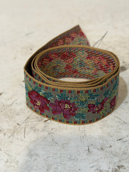 Floral jacquard ribbon