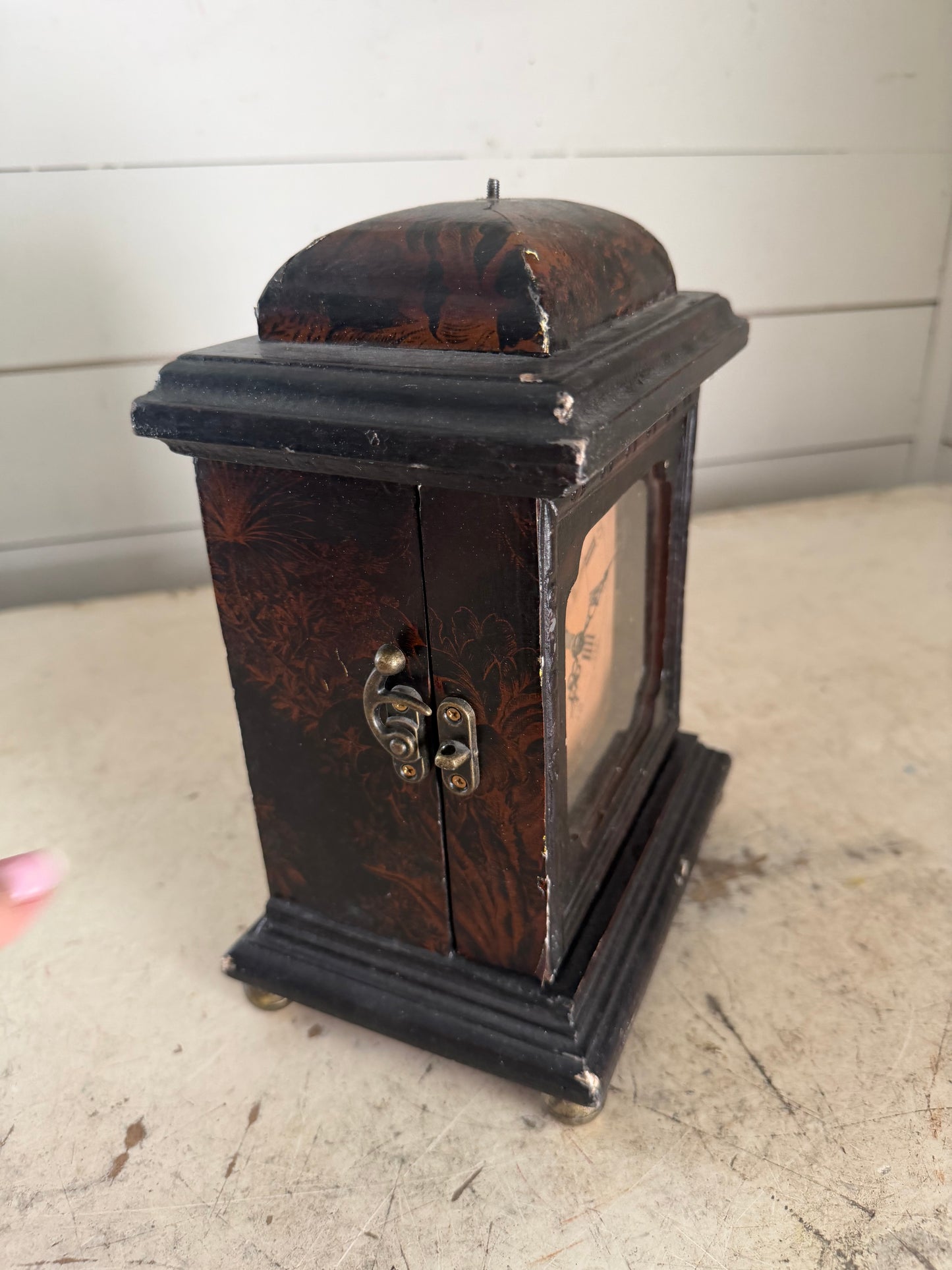 Clock will get makeover