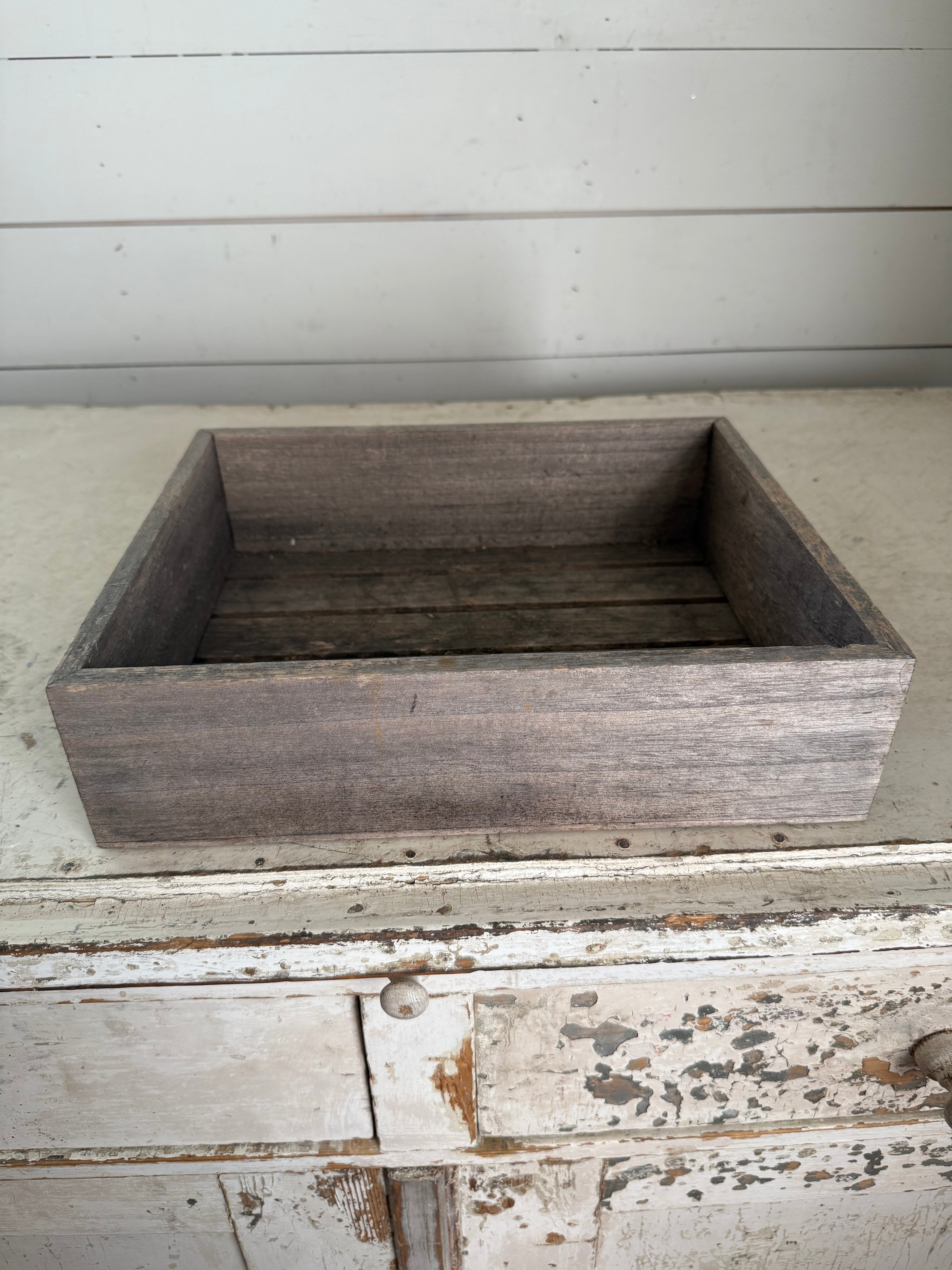 Salvage planter box