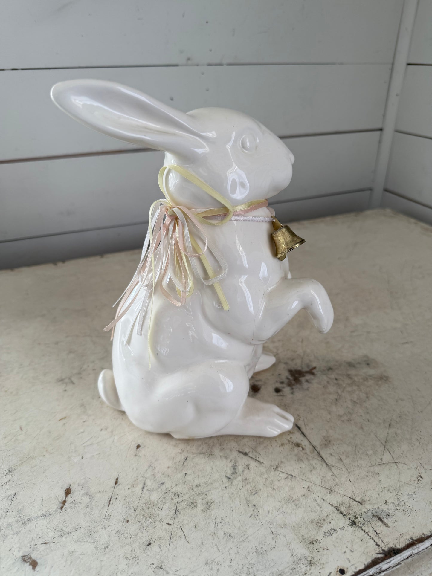 Porcelain bunny has crack will get repaired and painted