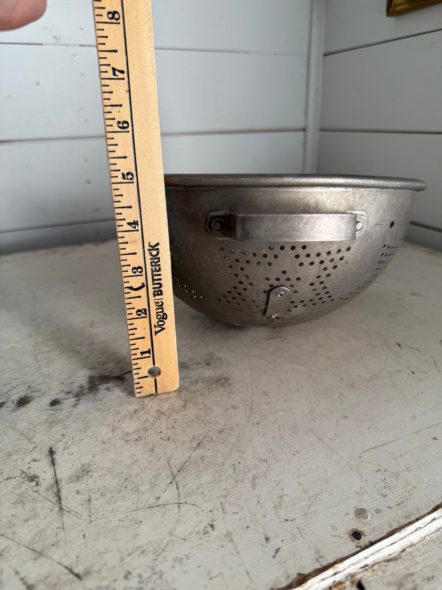 Vintage aluminum star colander missing feet