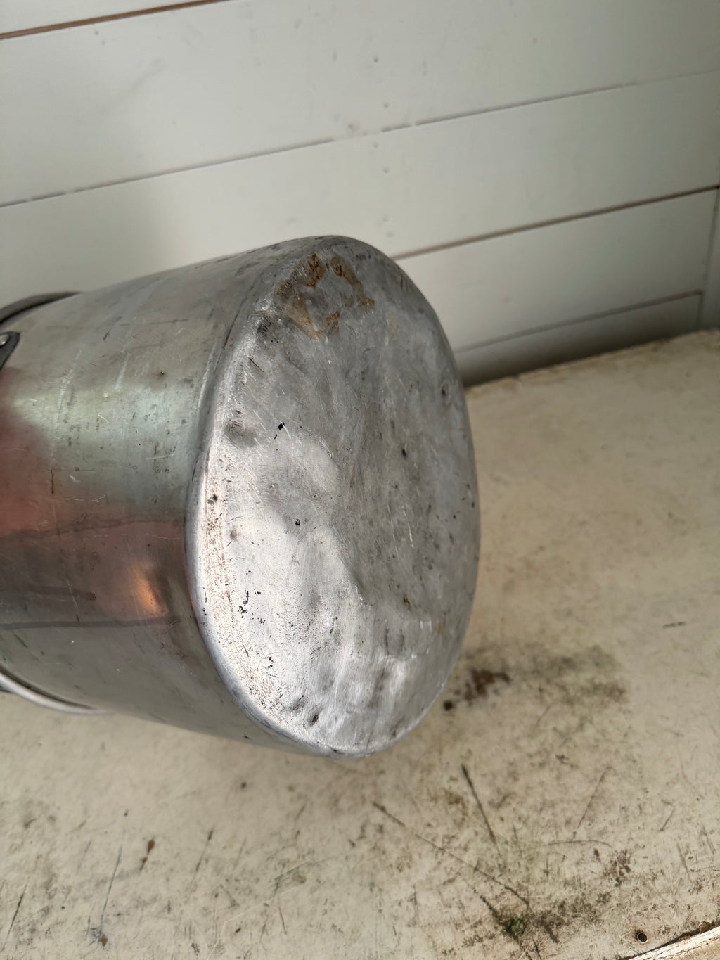 Vintage Aluminum Pot has imperfect bottom would be good for planting