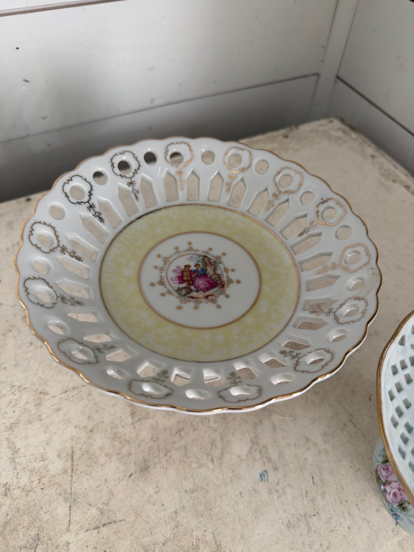 Porcelain pedestal sold individually