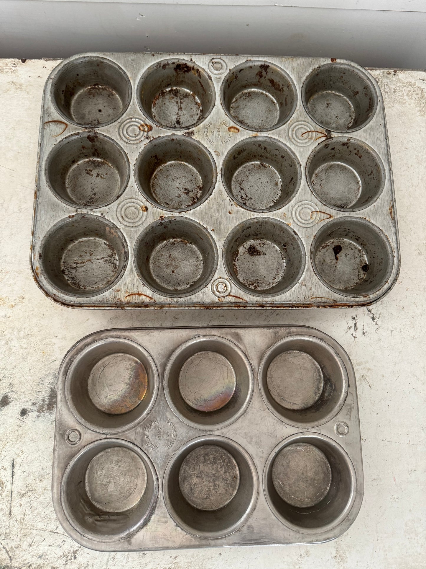 Bake King Muffin Tin