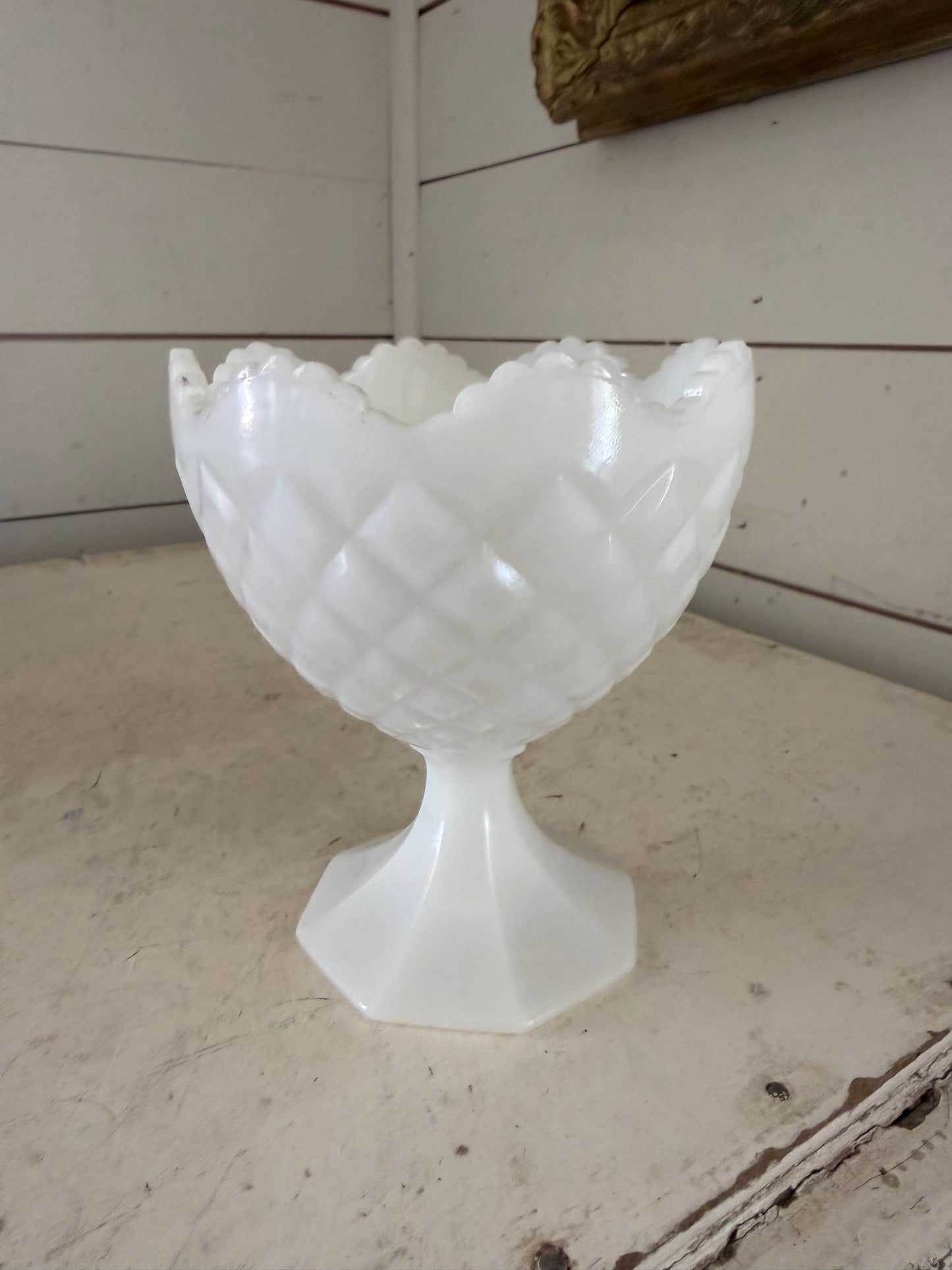 Vintage Napco 1184, Cleveland O USA, Milk Glass Compote