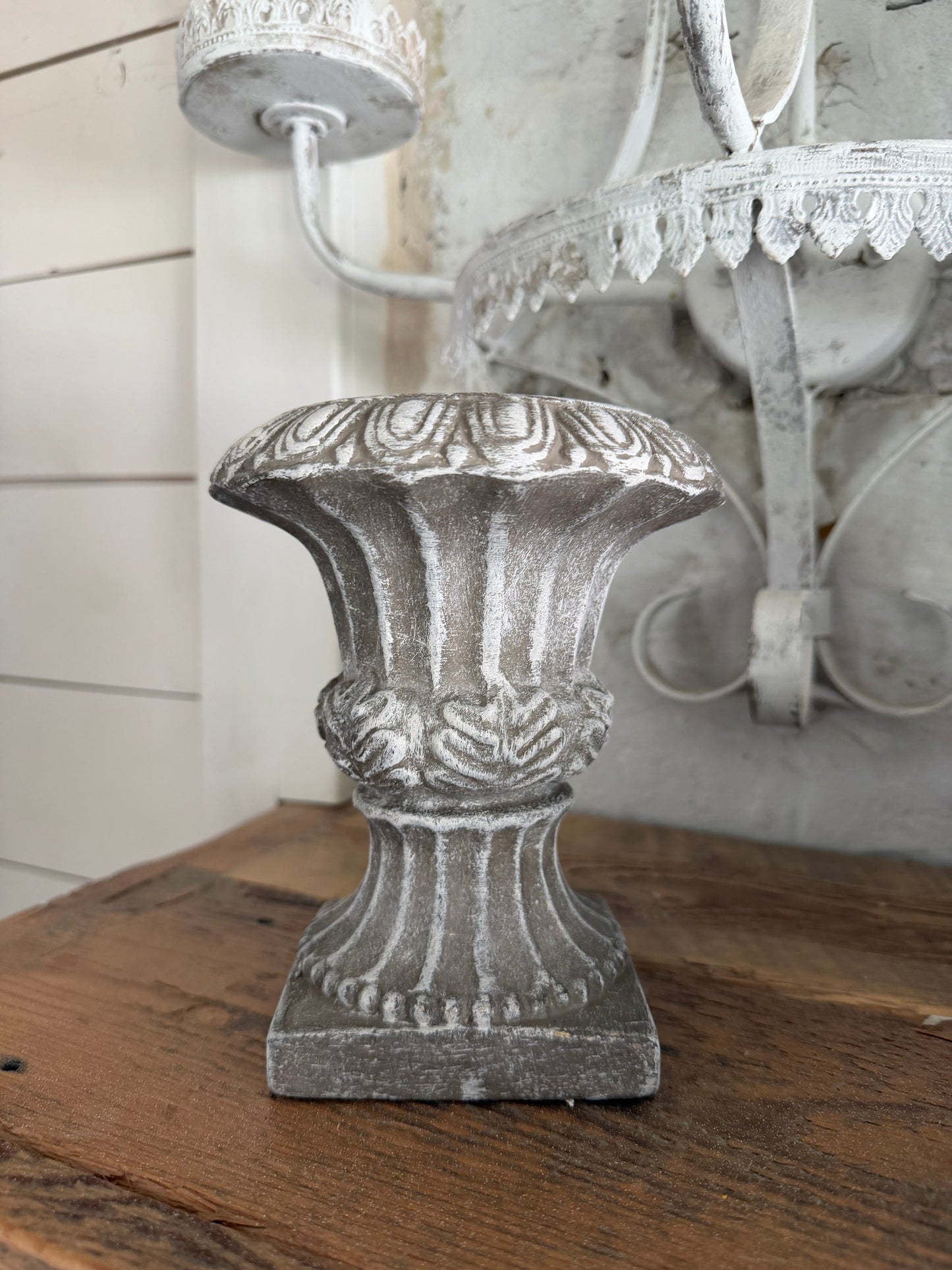 7” Pedestal Urn Planter