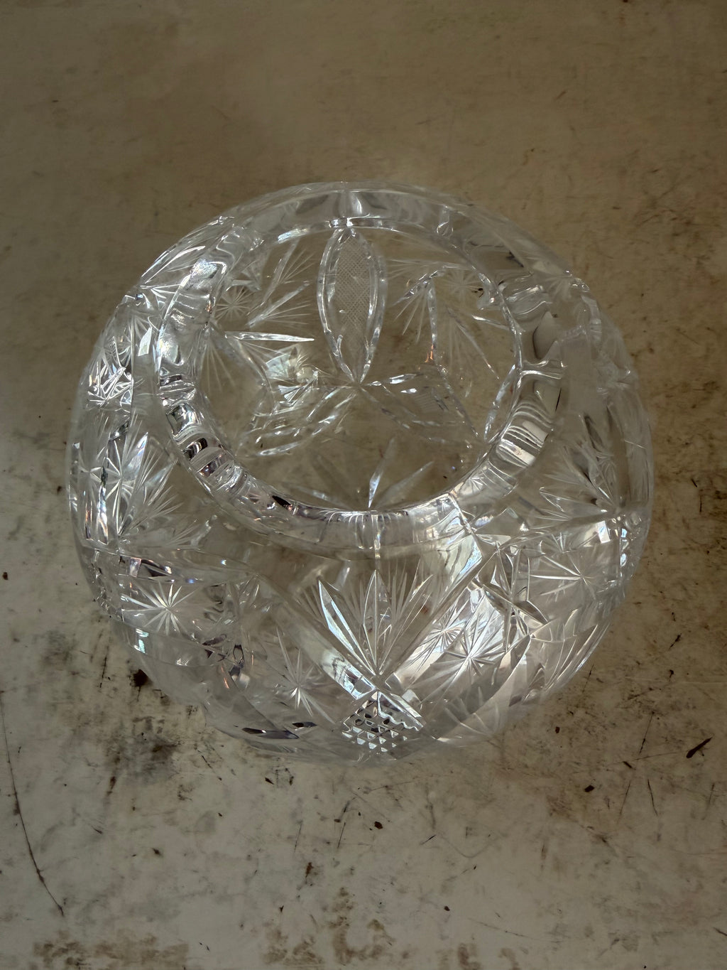Williamsburg By Avitra Crystal Round Rose Bowl Vase Pinwheel/Pineapple Cut
