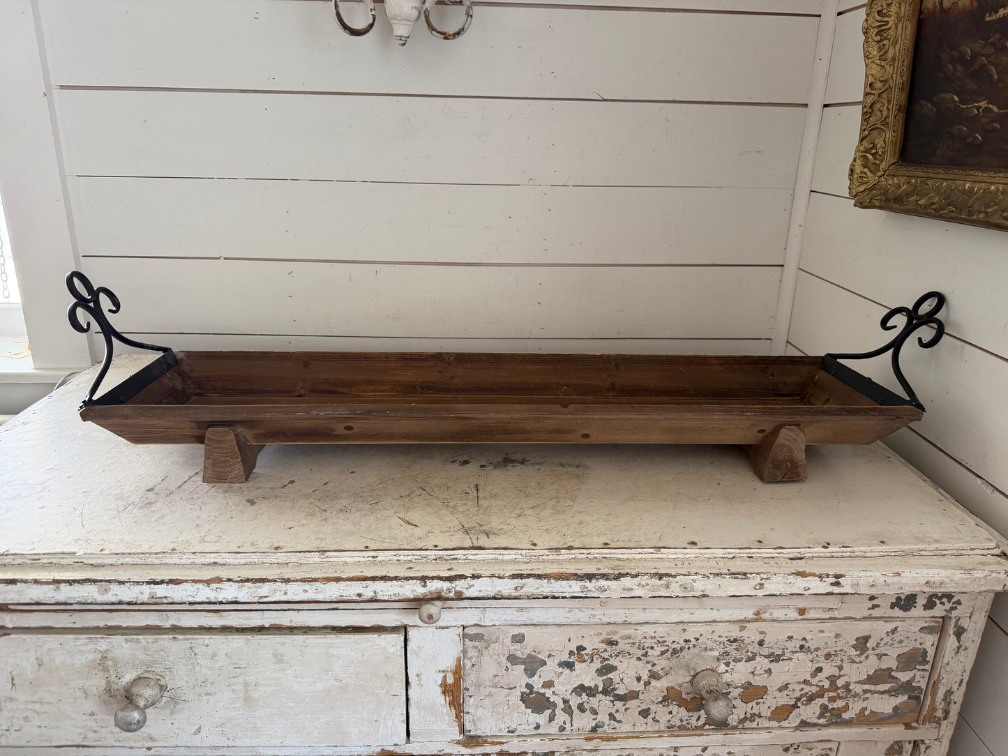 Extra long tray will get makeover