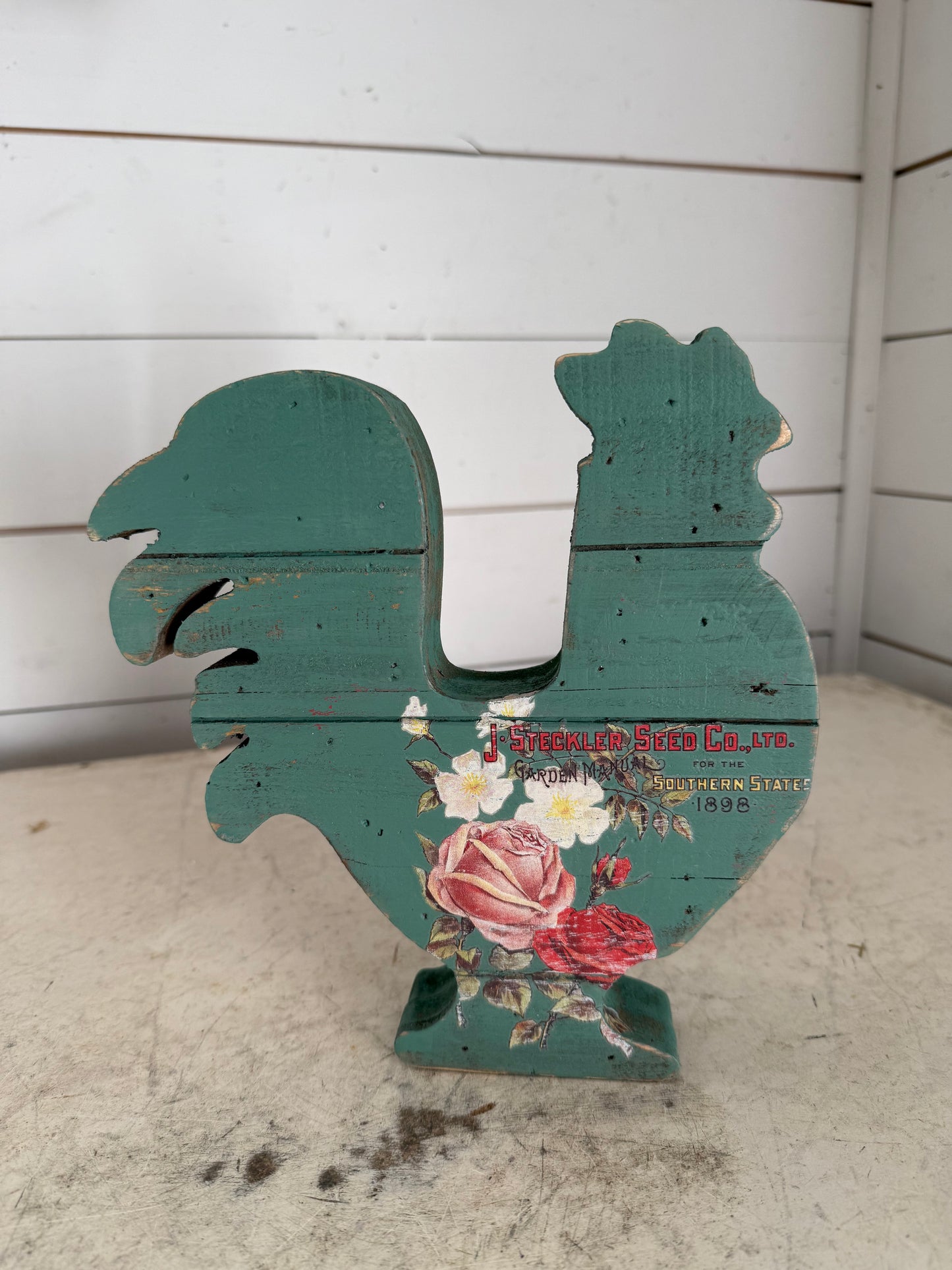 Beadboard Rooster