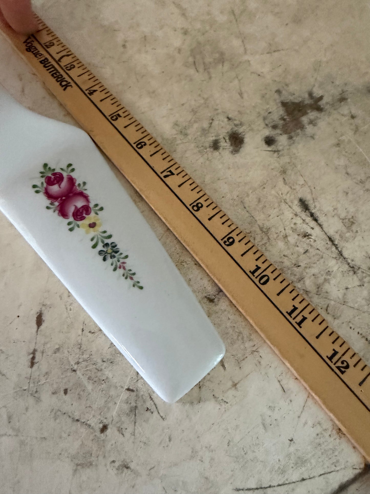 Sorrel Porcelain Cake Server English Rose Pedestal Roses