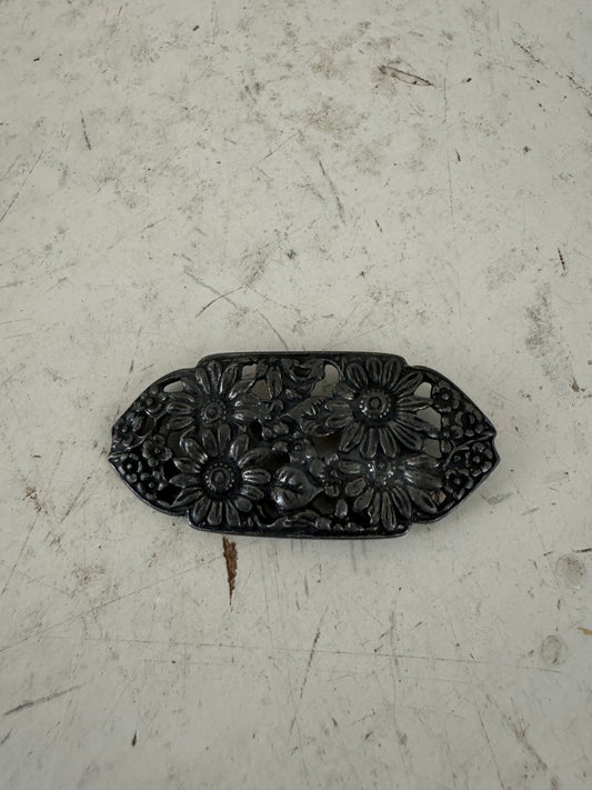 Art nouveau Metal Brooch