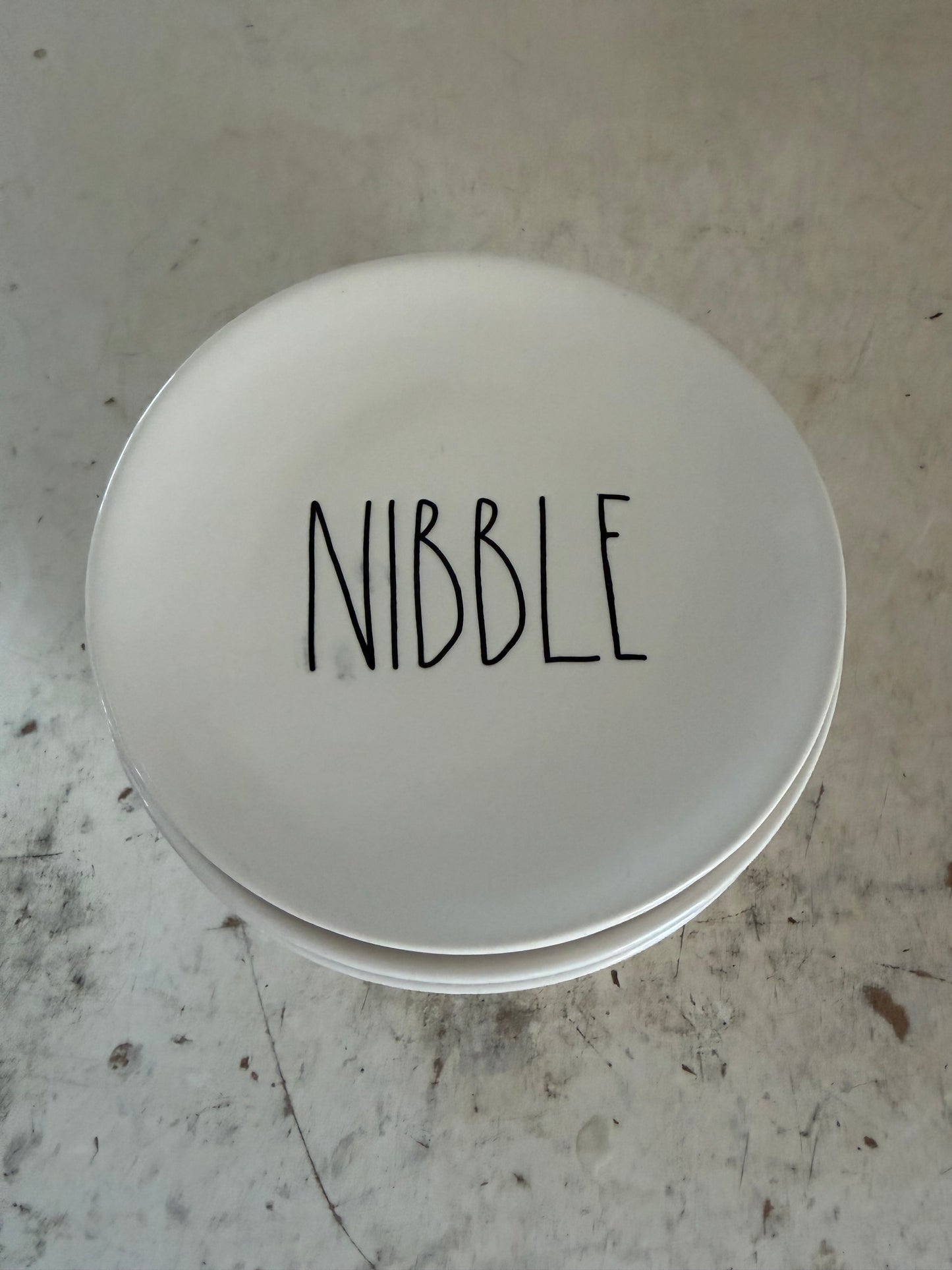 Rae Dunn Nibble Snack Plate Set of 7 6.25" White Artisan Collection Magenta