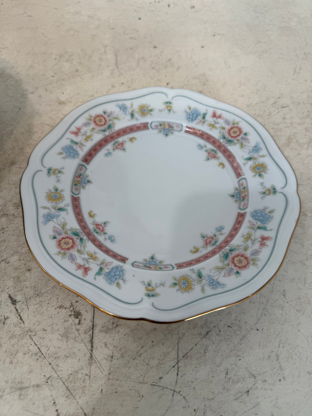 Mikasa Coventry Dishes