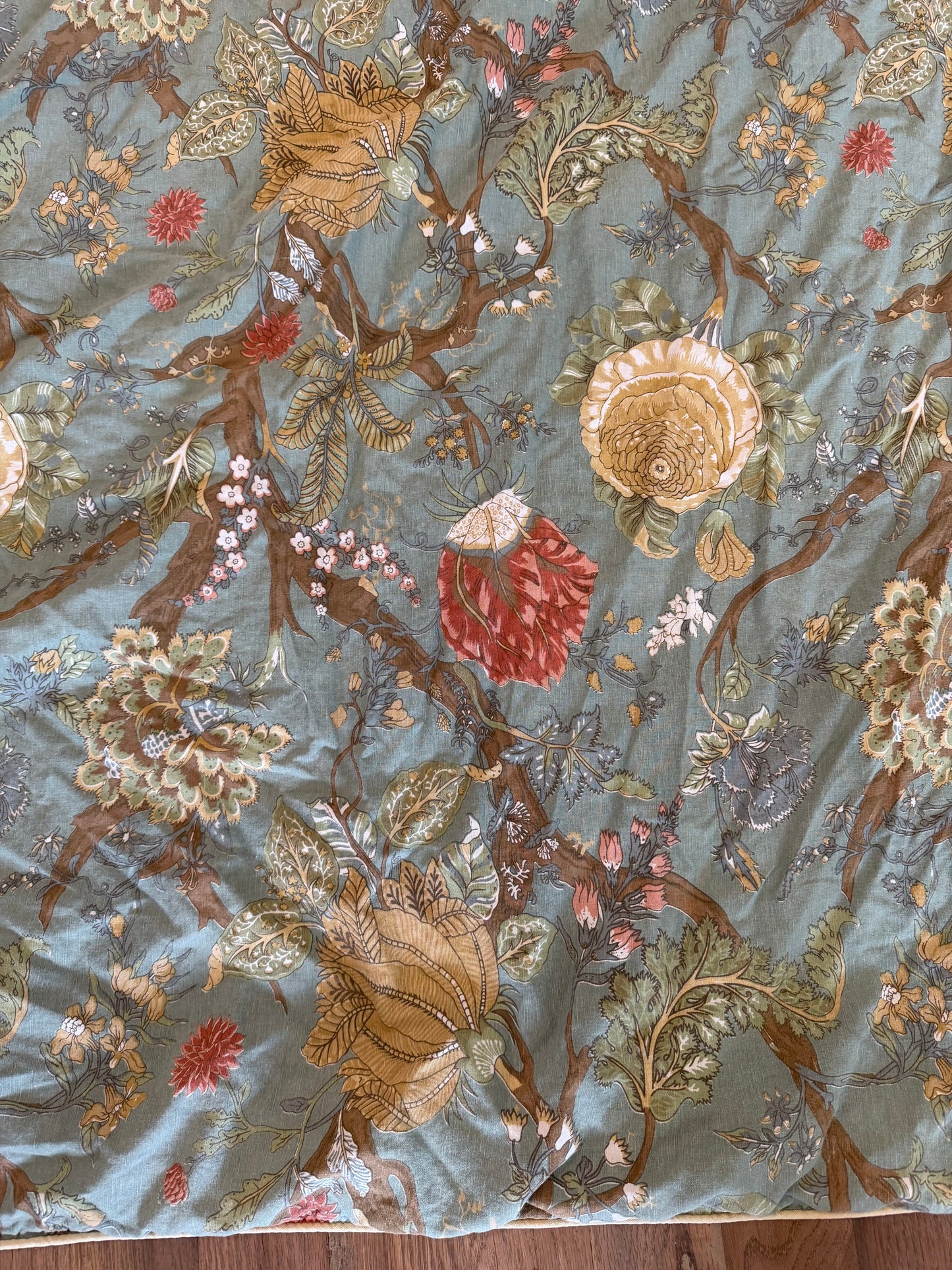 Pottery Barn Blue Floral Queen / Full Duvet