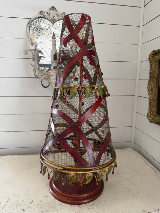 Vintage-style metal Christmas tree tealight holder