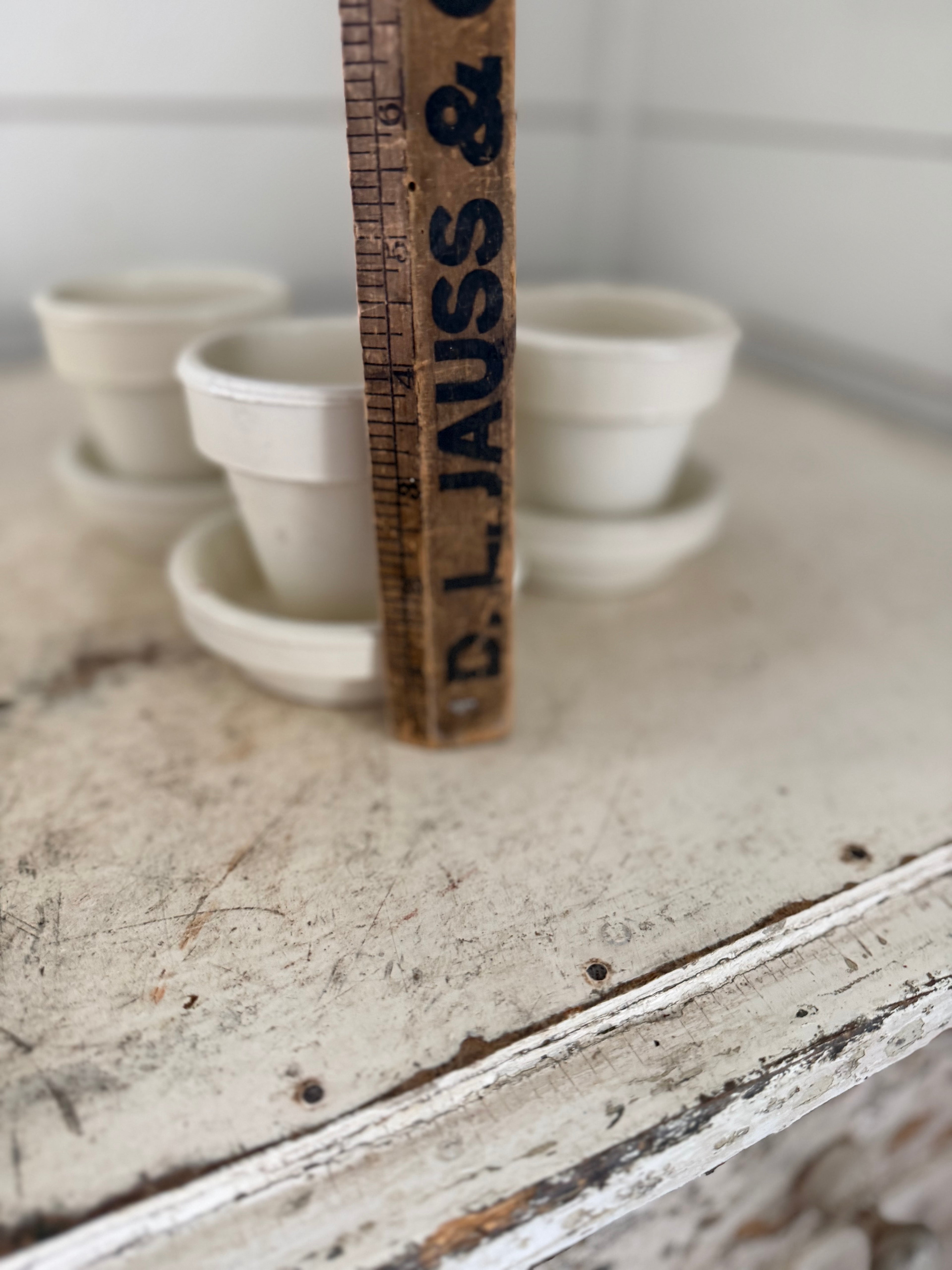 Terra-cotta pot with saucer will get makeover made in Italy sold individually