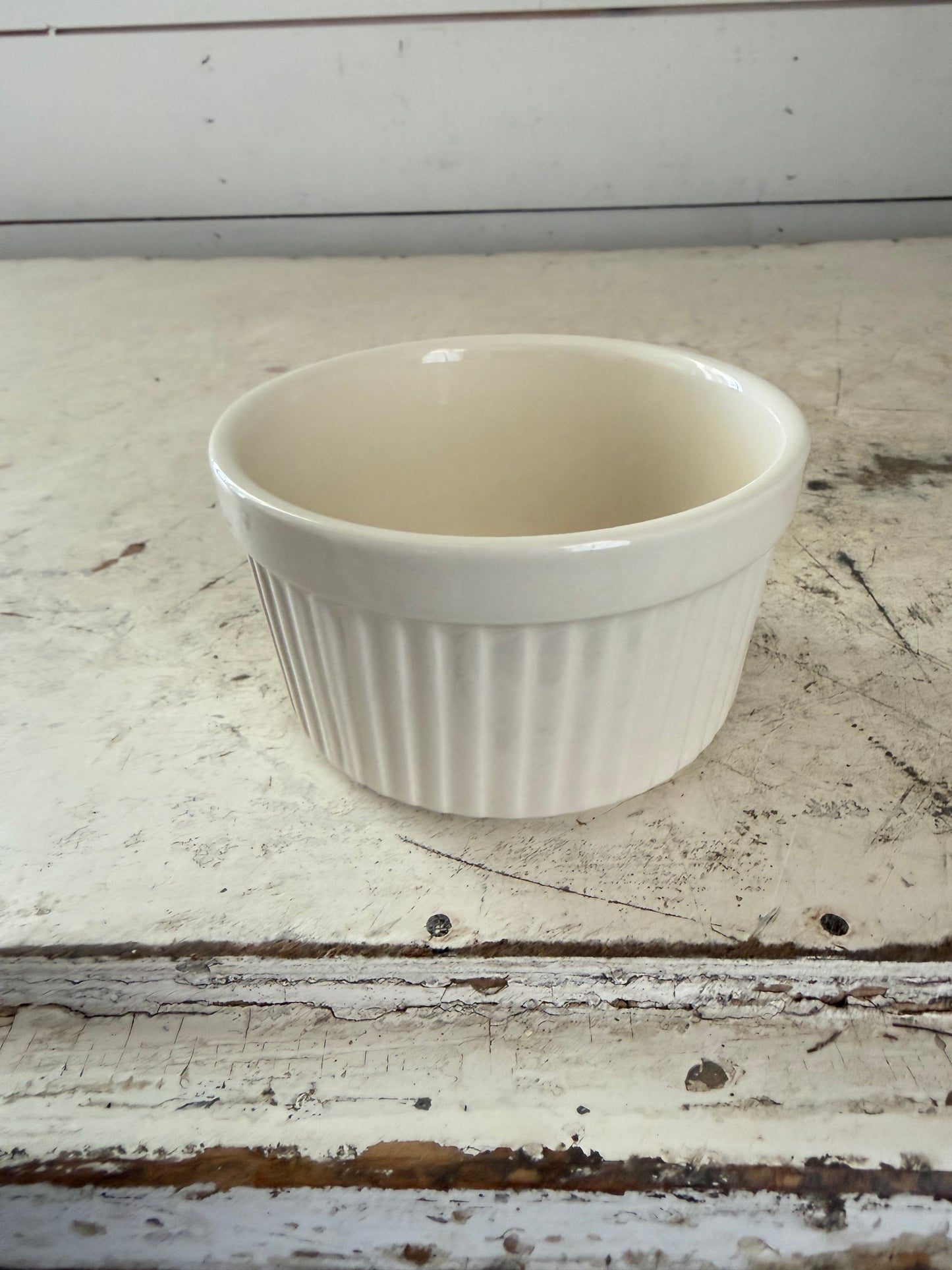 Pioneer woman ramekin 4 inch will get hard dish soap