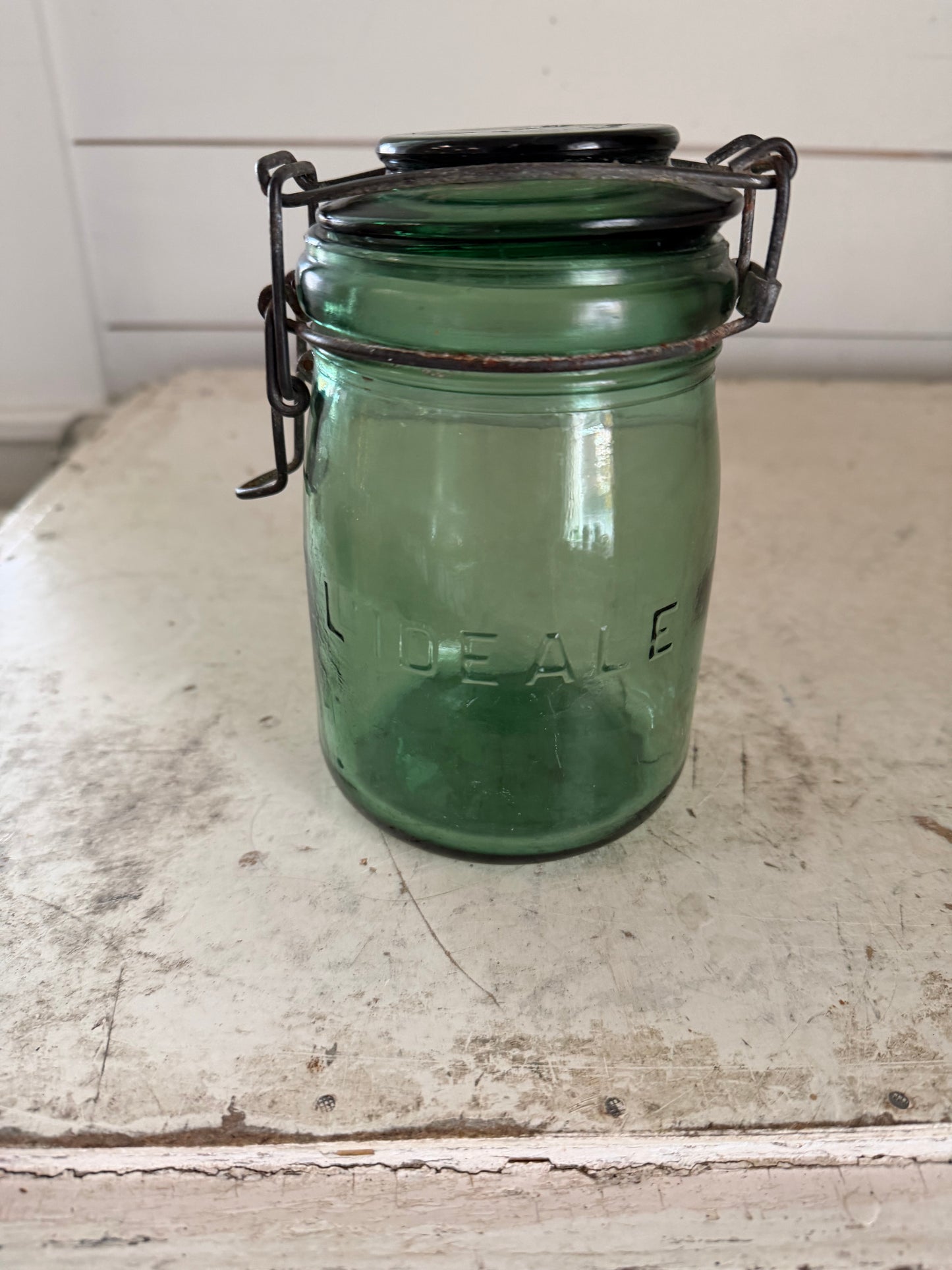 L’ideal 3/4 litre Antique Green Glass Hermetic Canning Jar