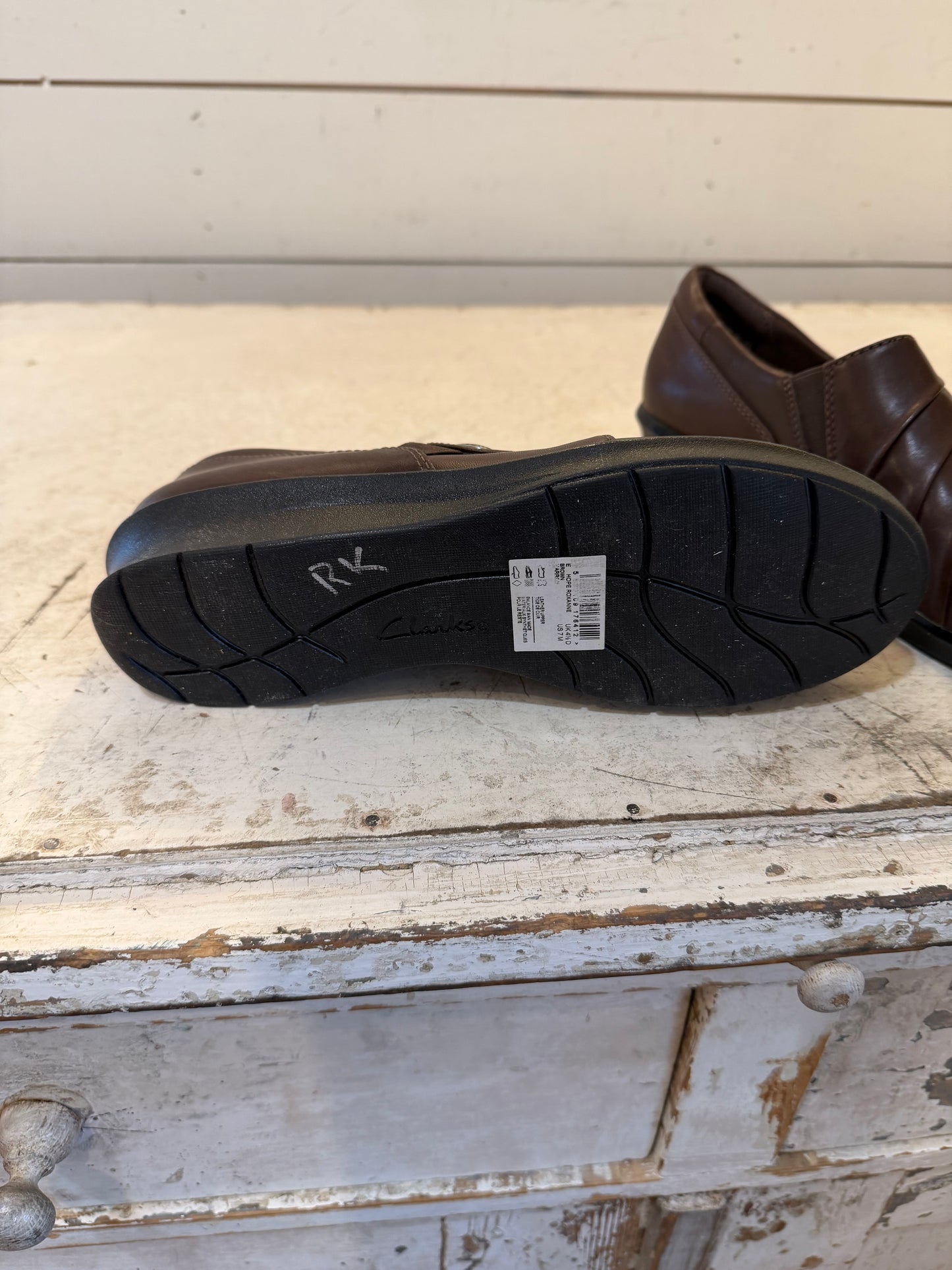 Clarks Hope Roxanne slip-on shoe in dark brown leather - Women’s Size 7 New in box