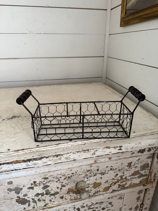 Small Chicken Wire Caddy