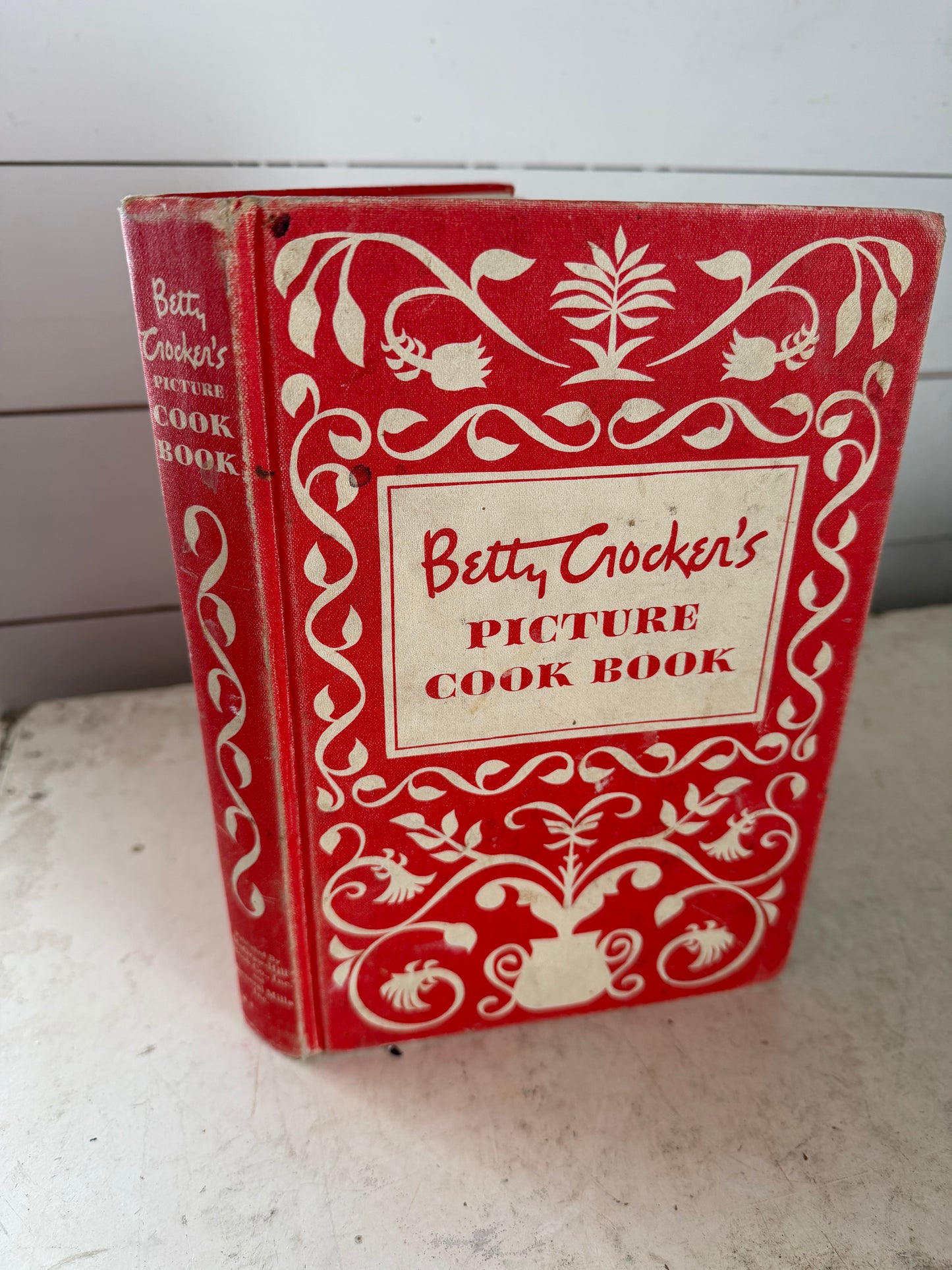 Vintage Betty Crocker’s picture cookbook