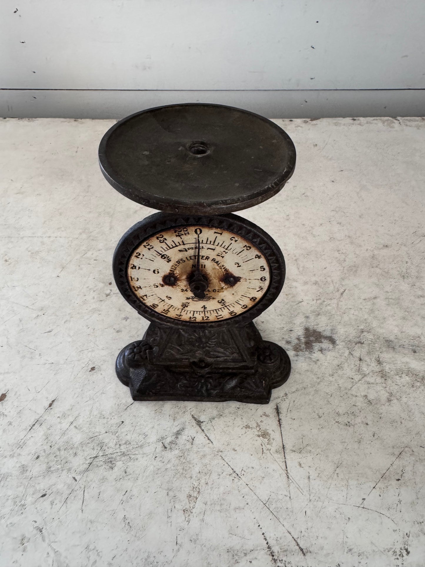 Antique Cadt Iron Scale Salter’s Letter Ballance