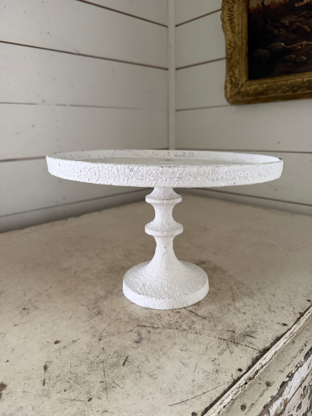 Textured pedestal will get made over