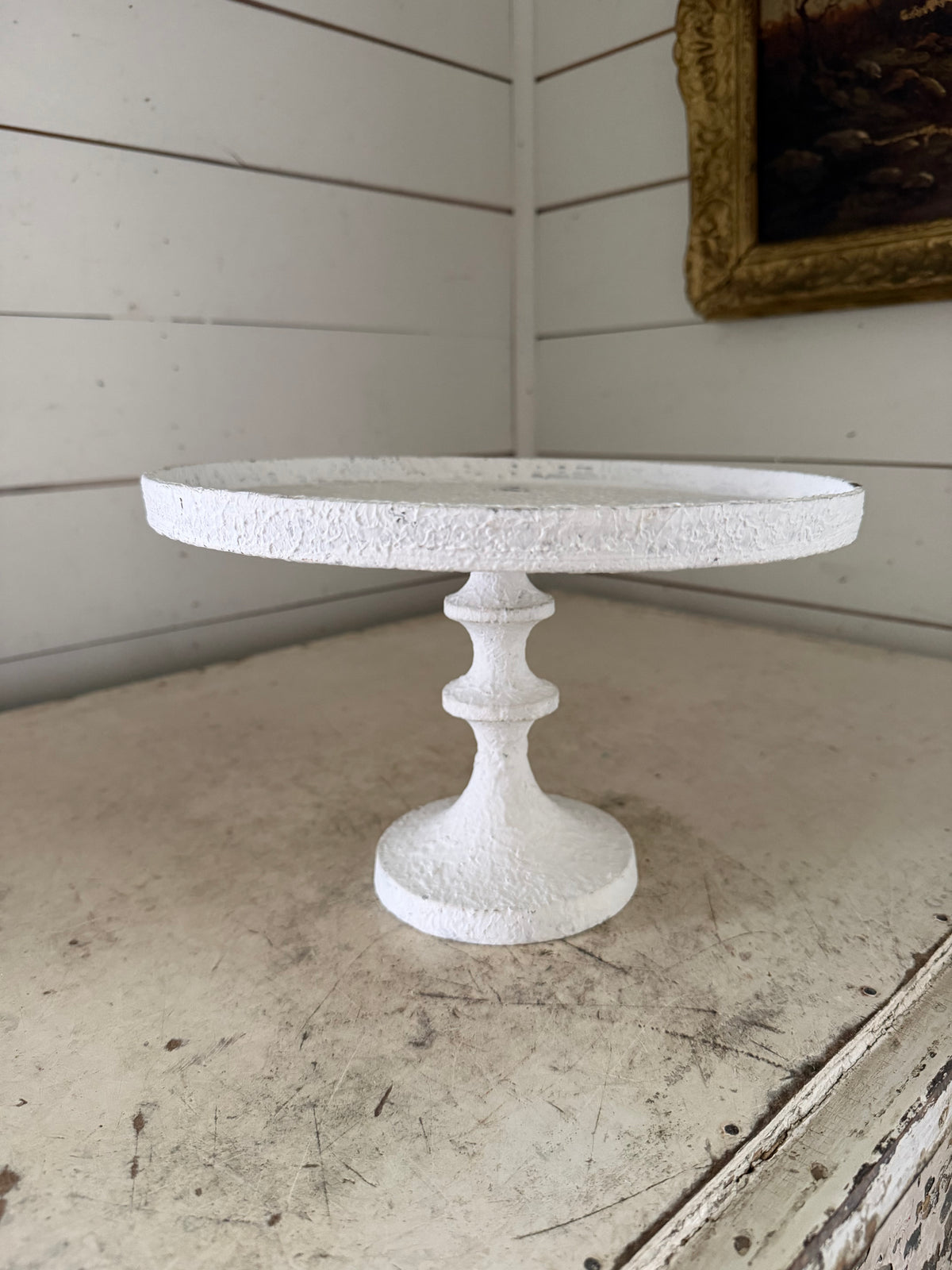 Textured pedestal will get made over