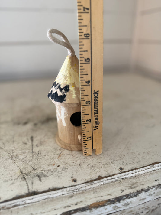 Miniature birdhouse with Domed roof - will get makeover