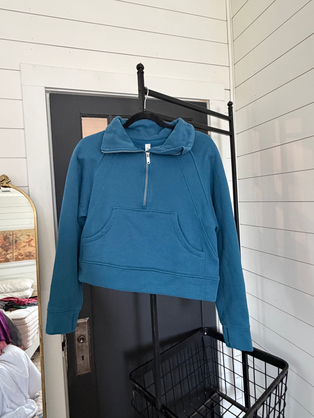 Turquoise Lulu knockoff scuba size small