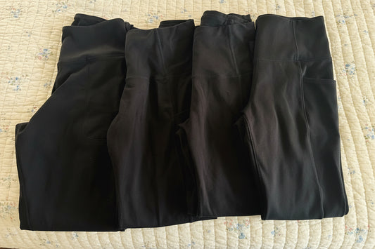 Set of 3 leggings and 1 pair of joggers - slight bit of tiny paint splatter - set of 4  - Size Small