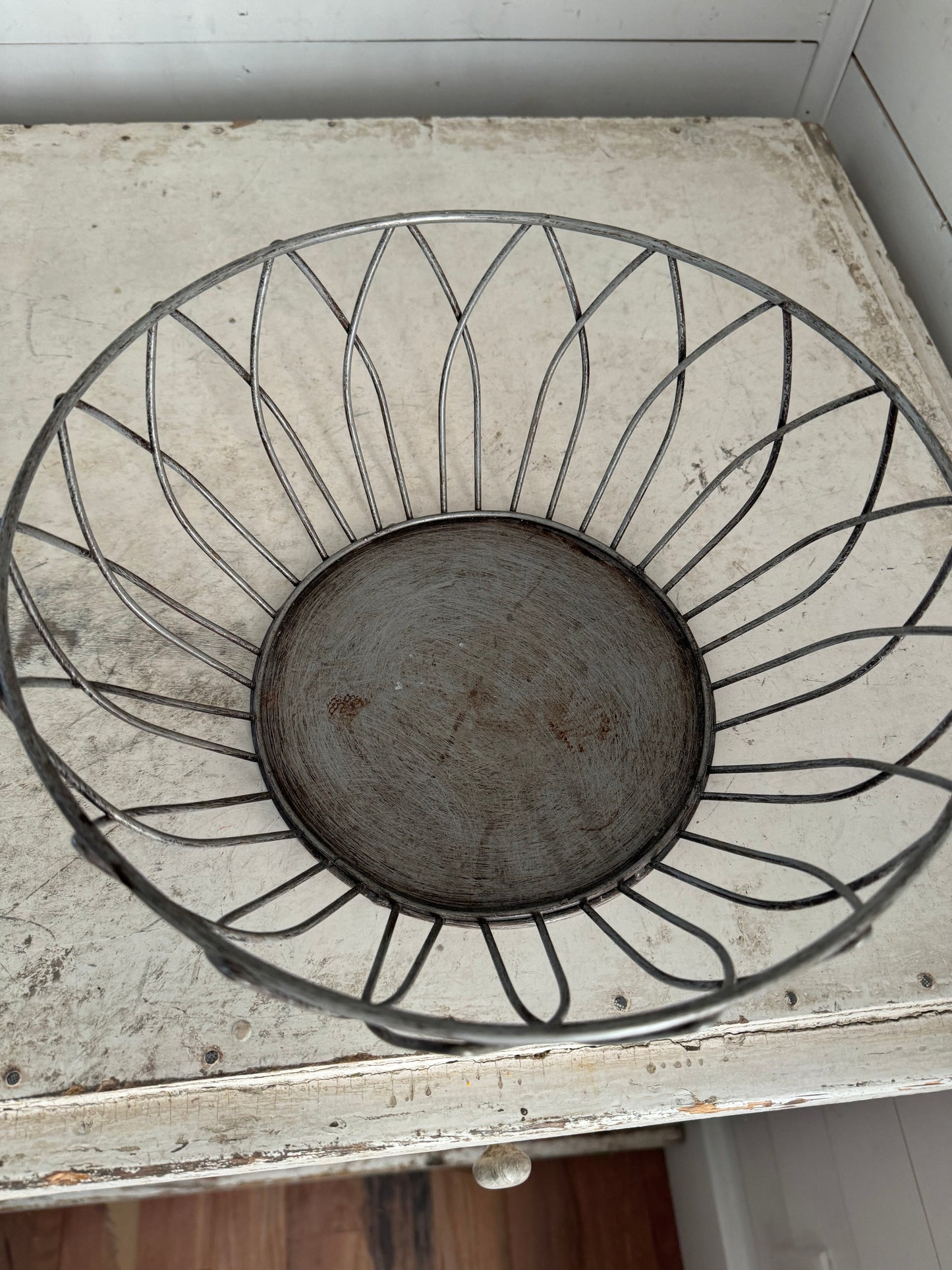 Wire Metal Bowl