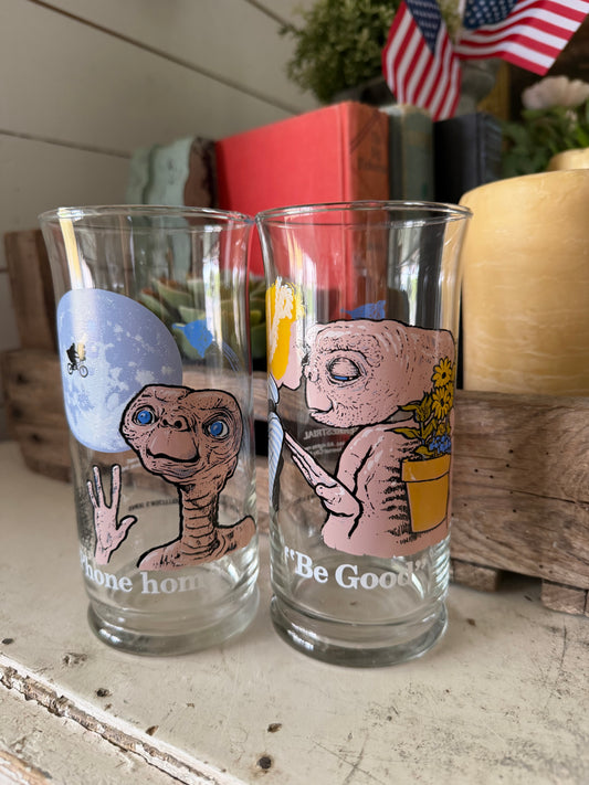 1982 ET Mug sold individually