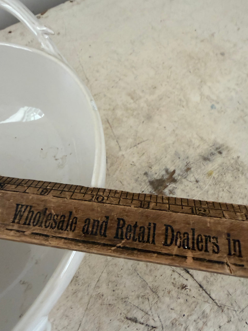 Pottery Barn Antler Handle 4qt Serving Bowl Ivory Cream White porcelain 10” x 5”