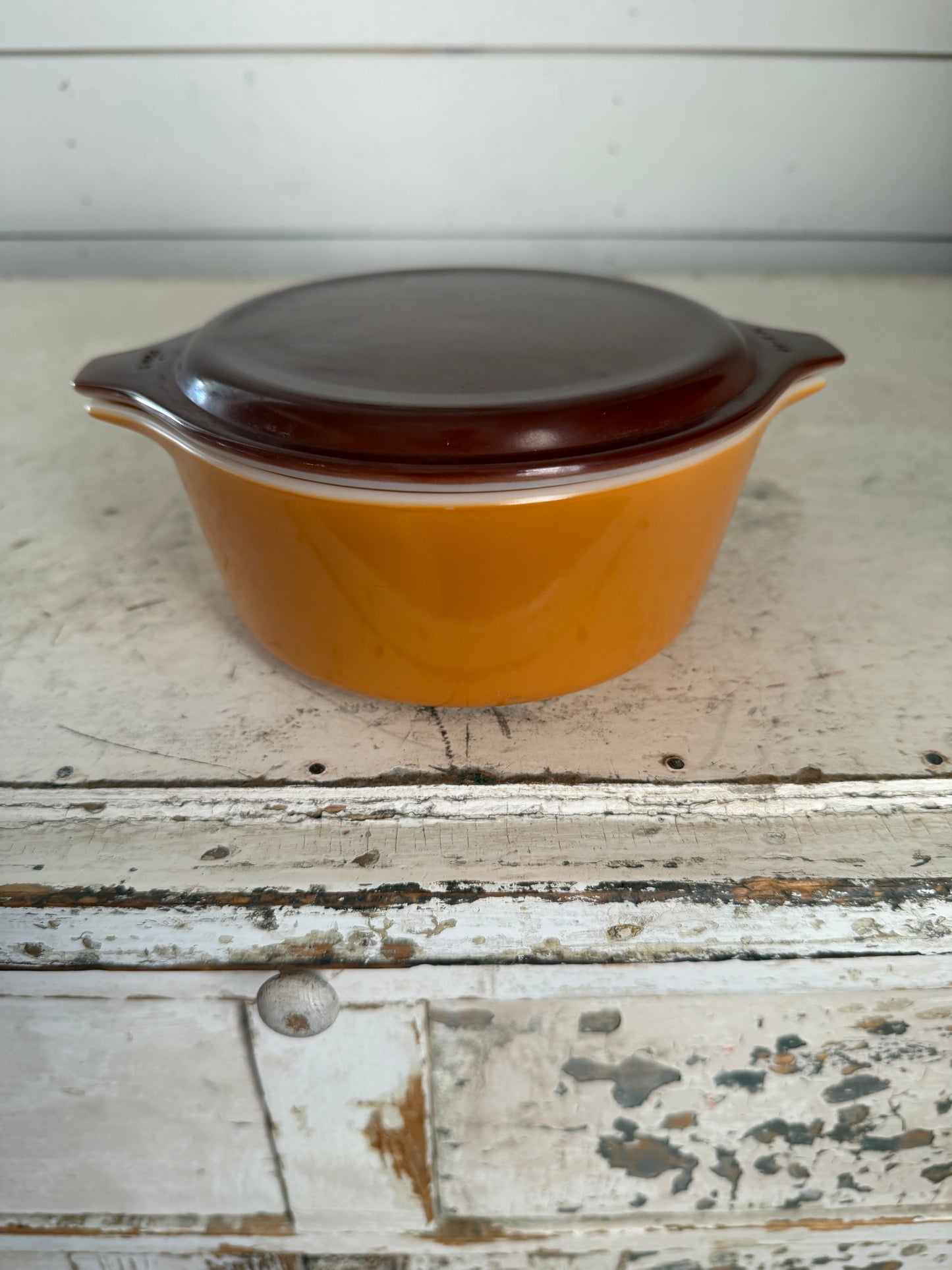 Vintage 1970s PYREX Old Orchard Baking Dish With Brown Lid