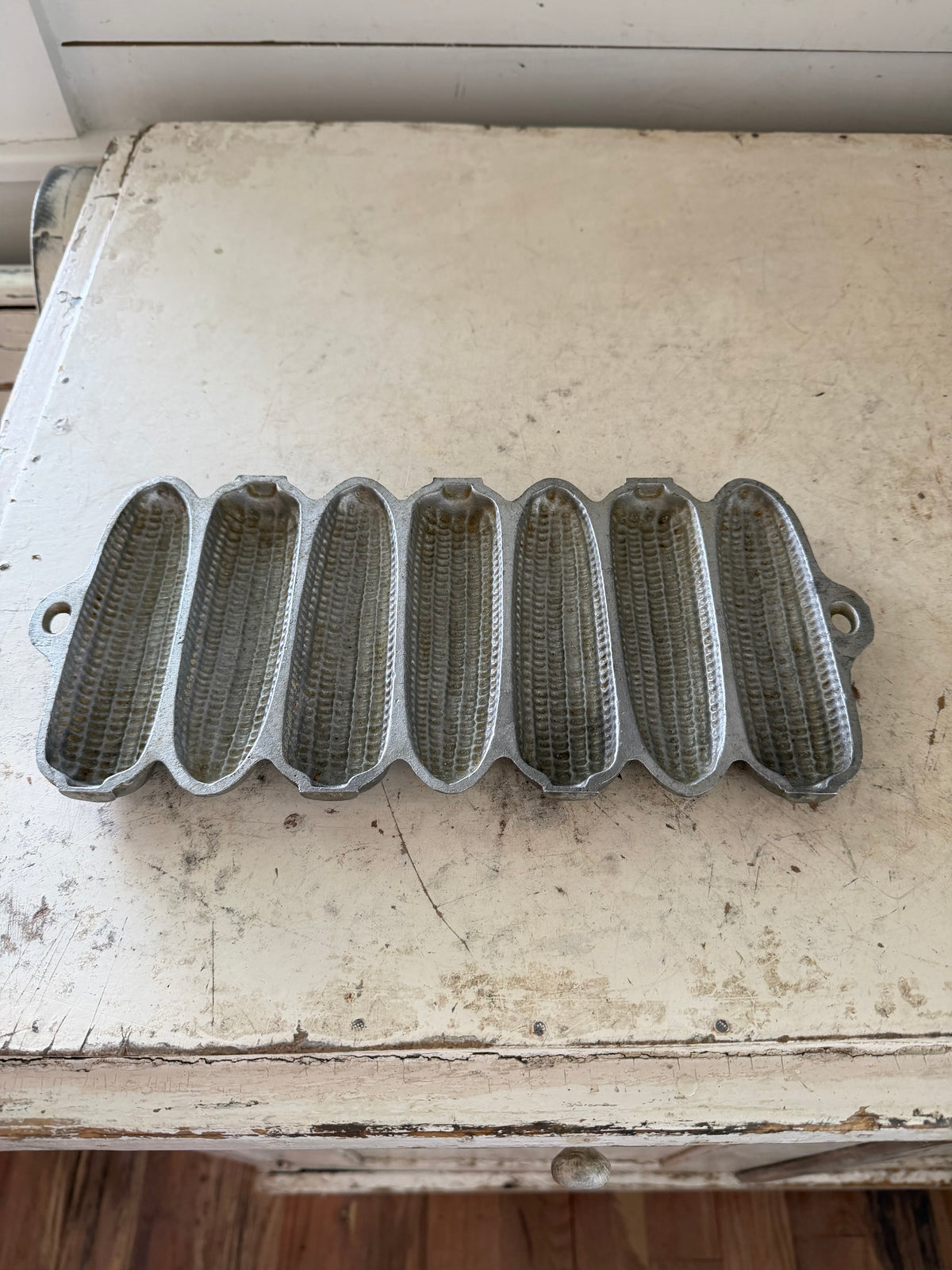 Vintage Aluminum Cornbread “Cornstick” pan