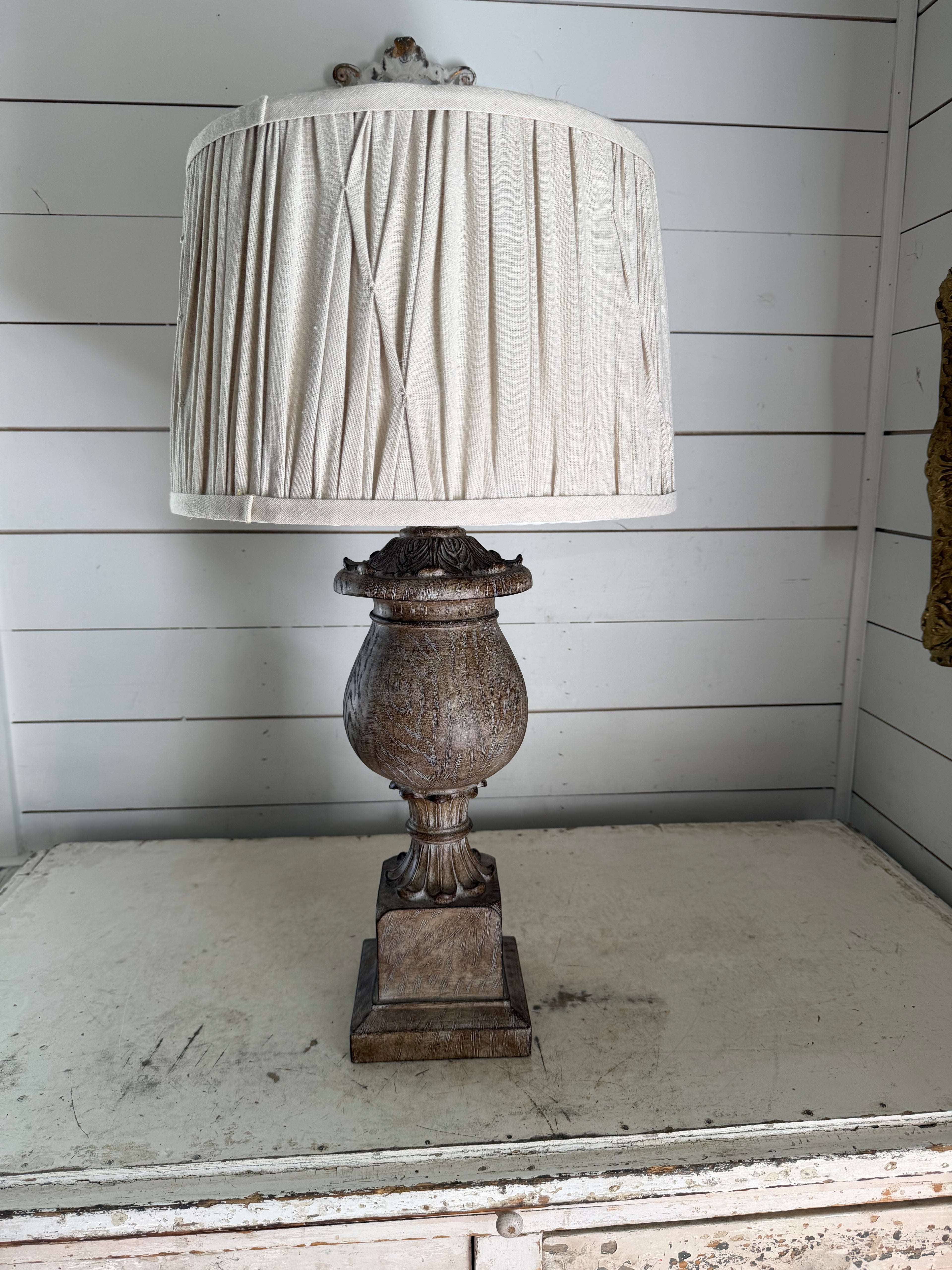 Table lamp will get makeover (includes shade)