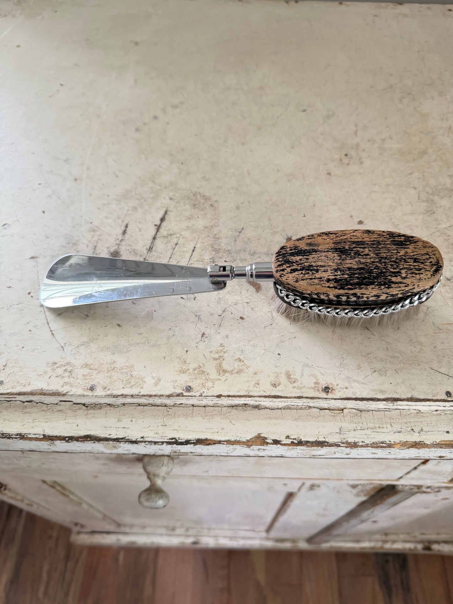 vintage Swank combination telescopic shoe horn and linen brush