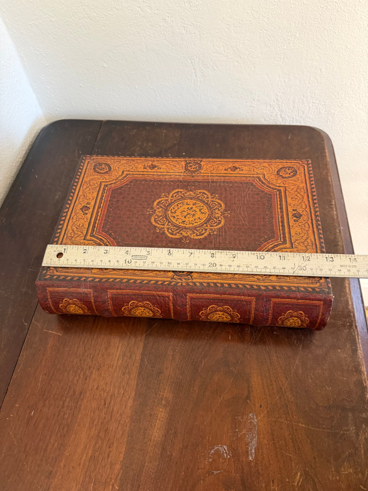 Book box decorative hidden storage