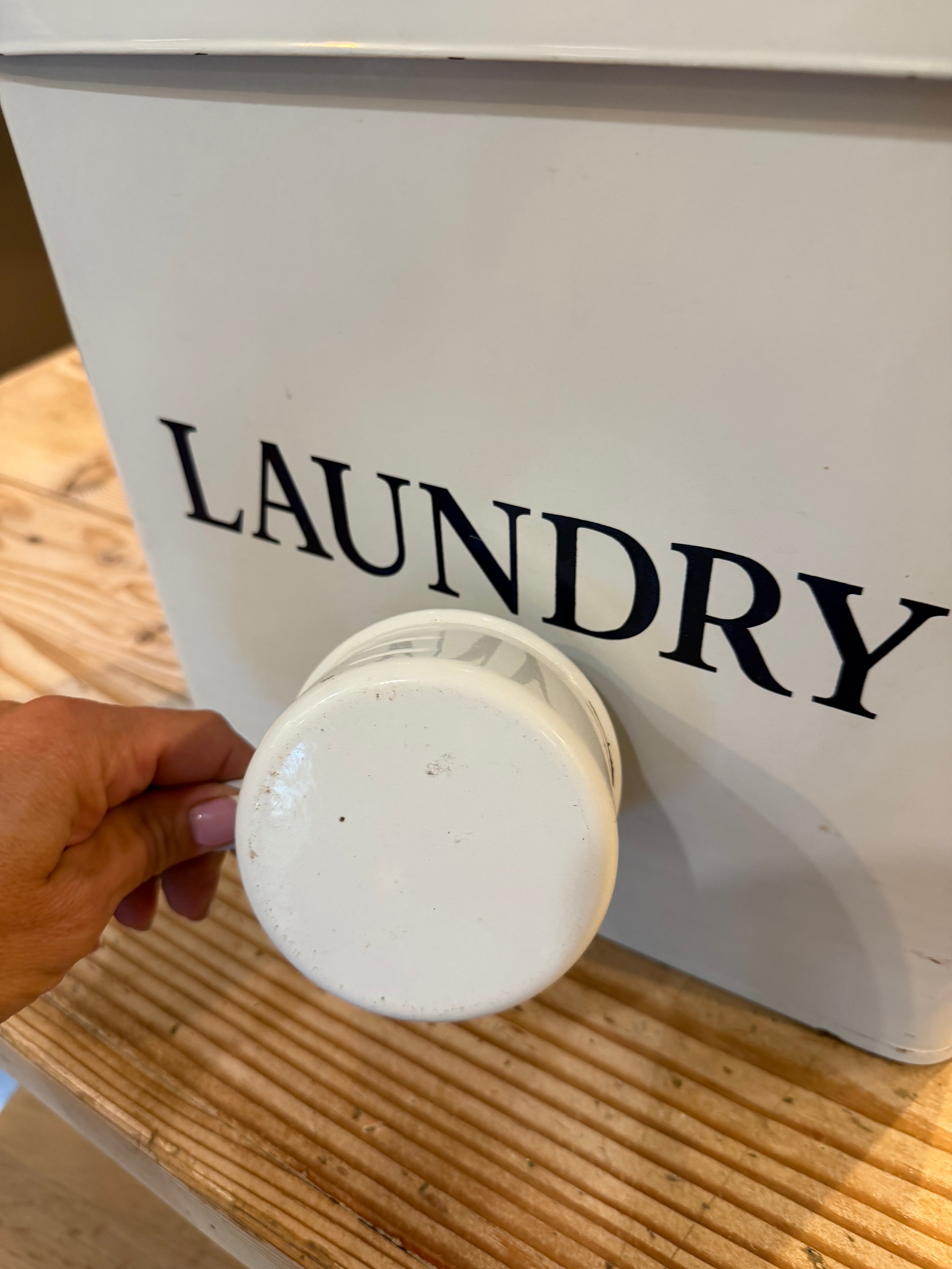Enamel laundry, canister with lid and cup