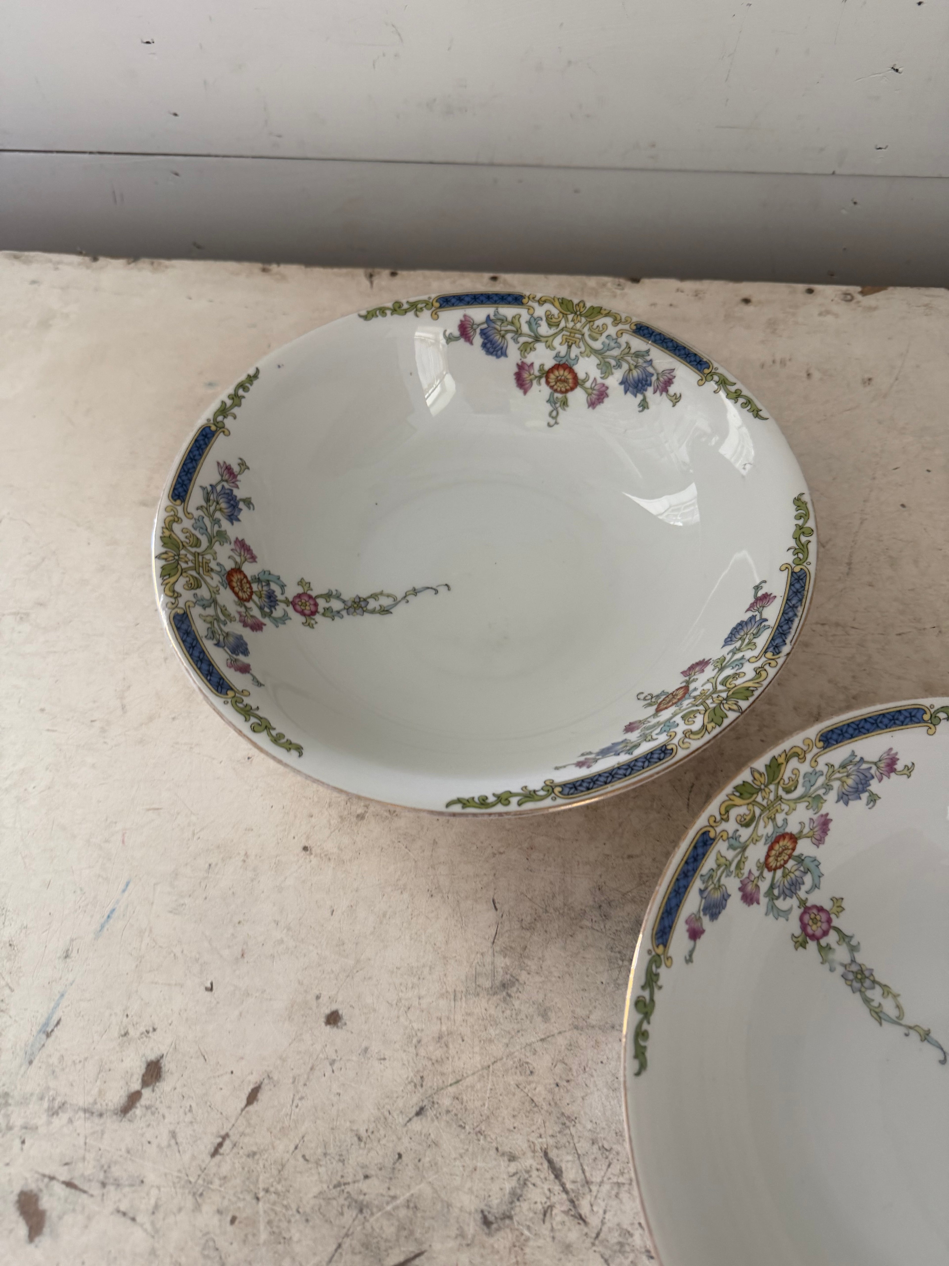 Serving Bowl Hutschenreuther Selb Bavaria from Germany sold individually