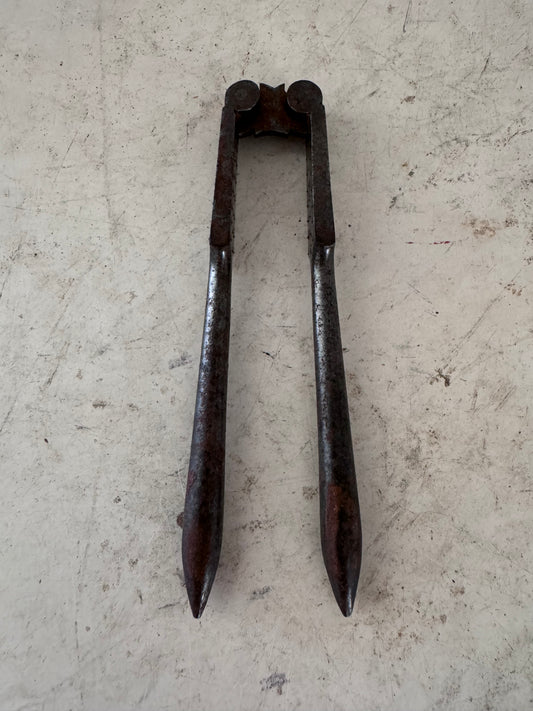 Early Georgian/Victorian reversible forged nutcracker