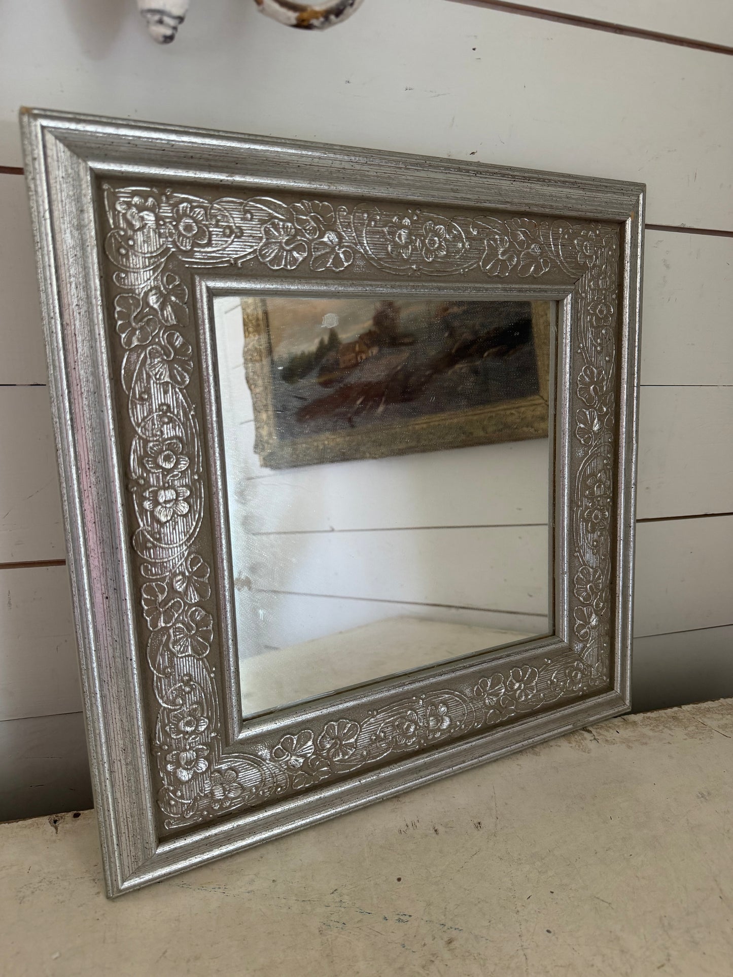 Framed mirror will get makeover