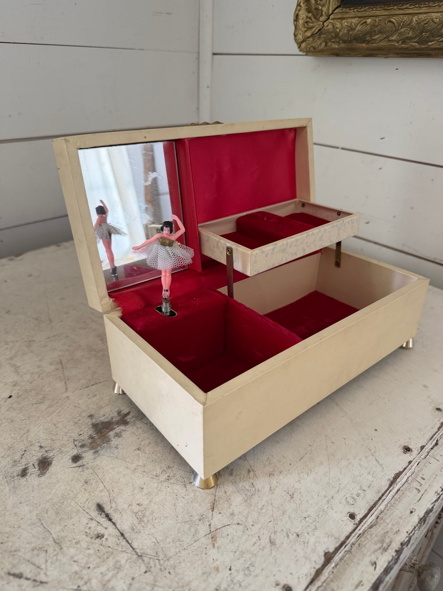 Vintage ballerina jewelry box