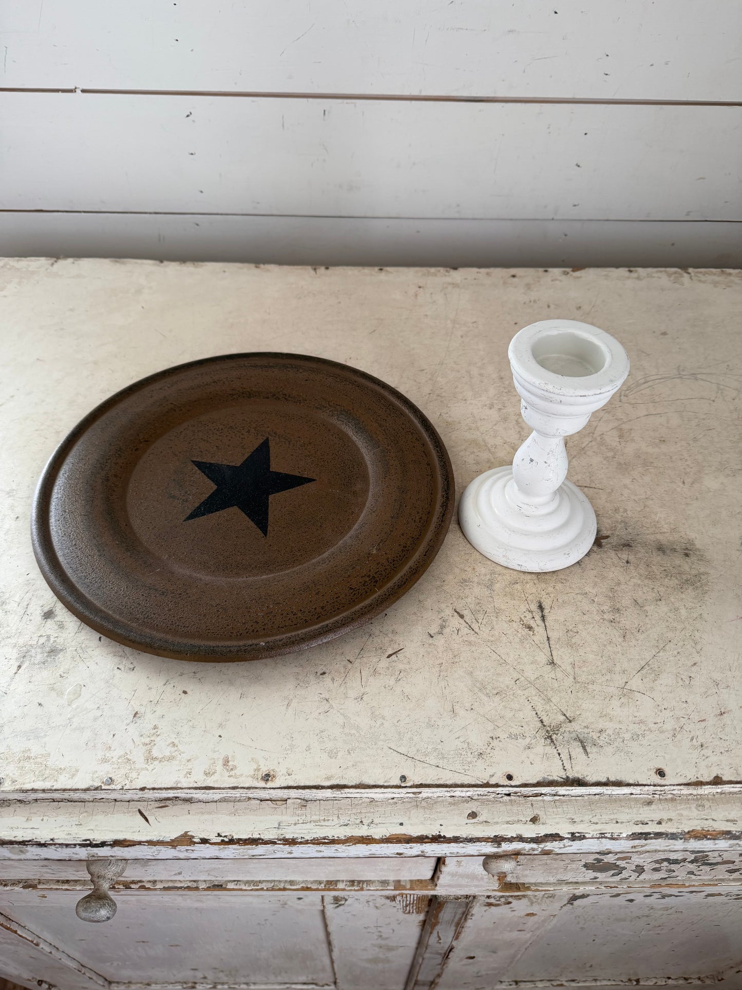 Wood Pedestal - Cake Stand will Get Makeover