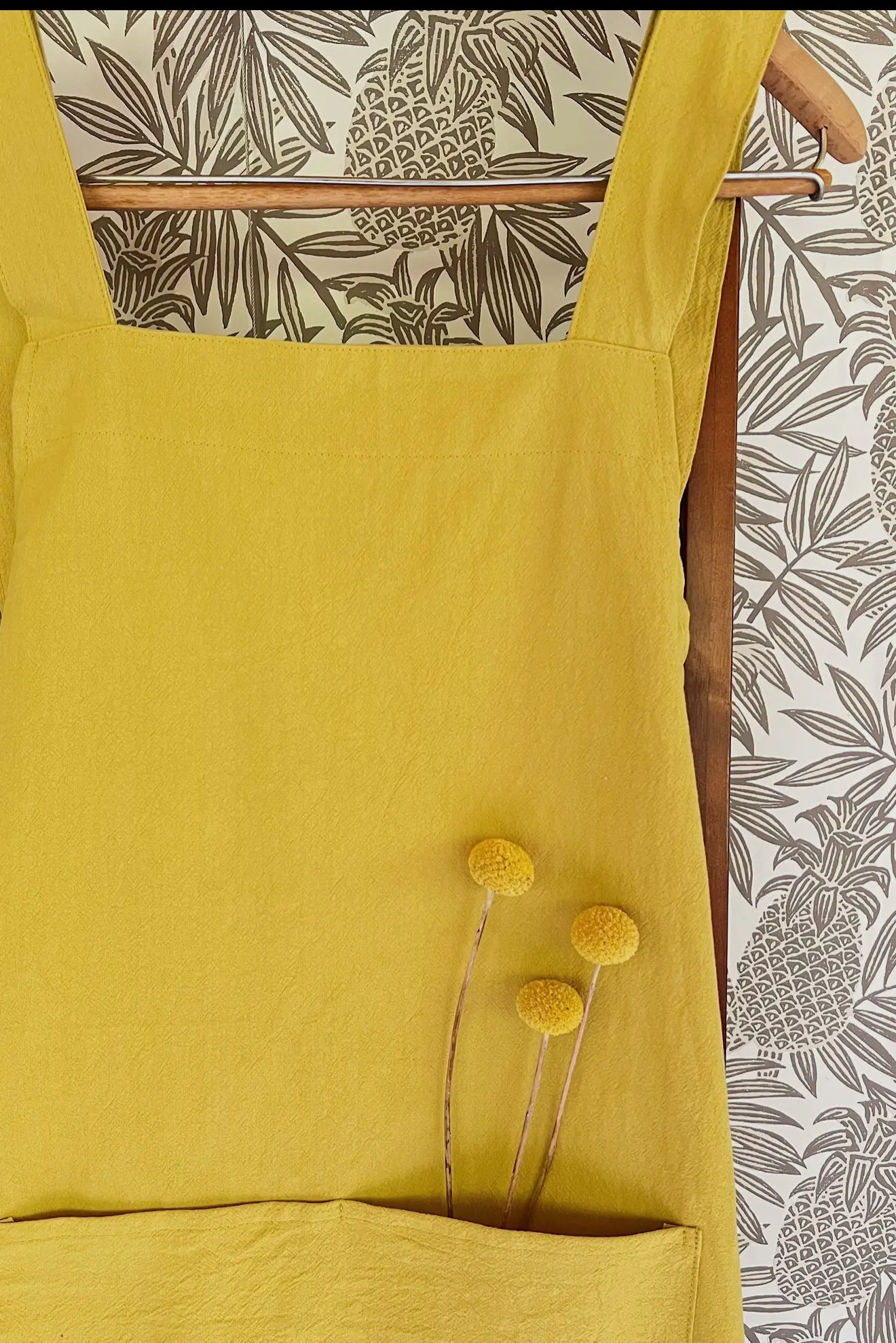 Crossback Pocket Apron